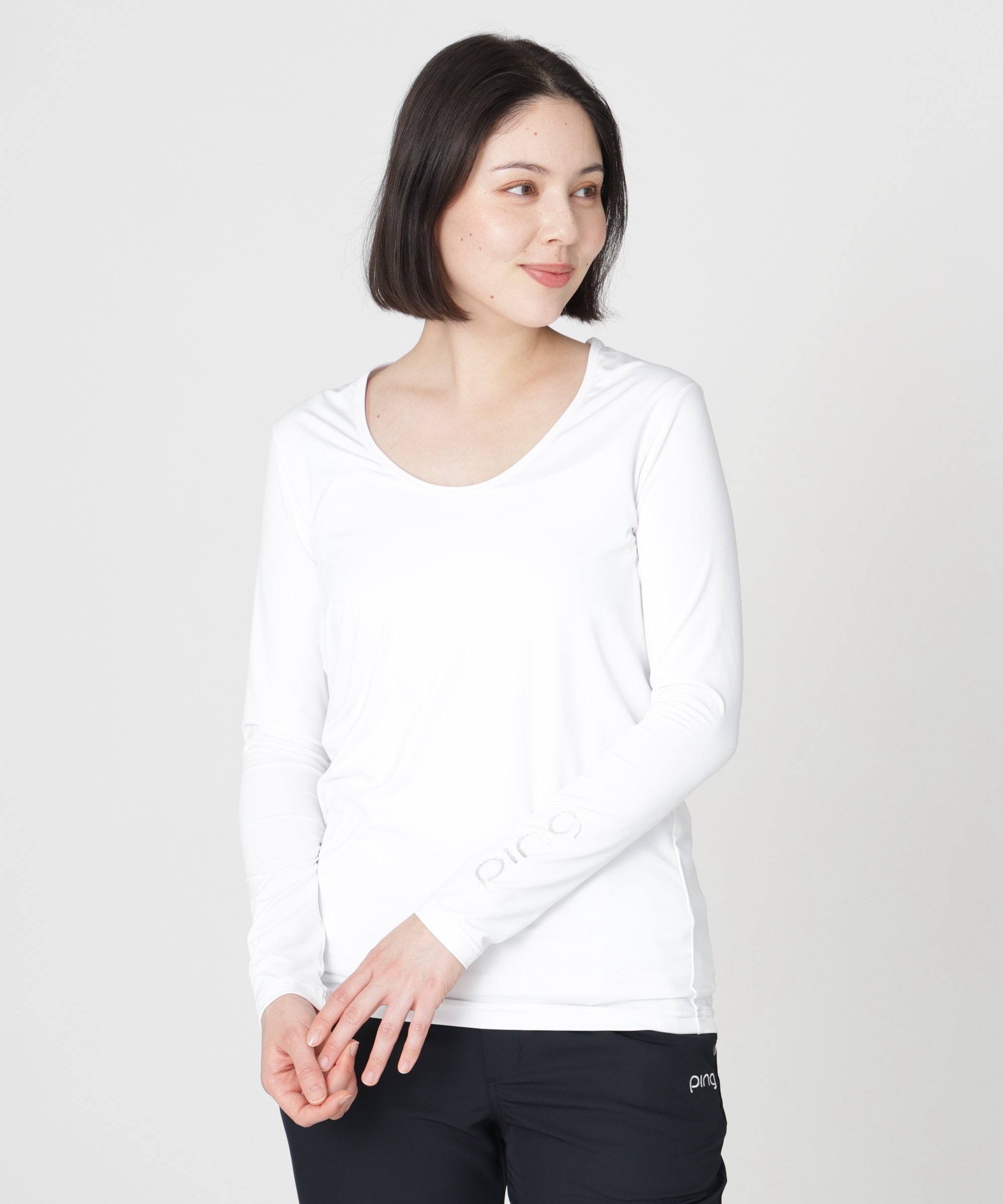 PING APPAREL [PING APPAREL][UVカット・接触冷感]ベア天竺長袖Uネックインナー (LADIES) ピン アパレル トップス その他のトップス ブラック ホワイト