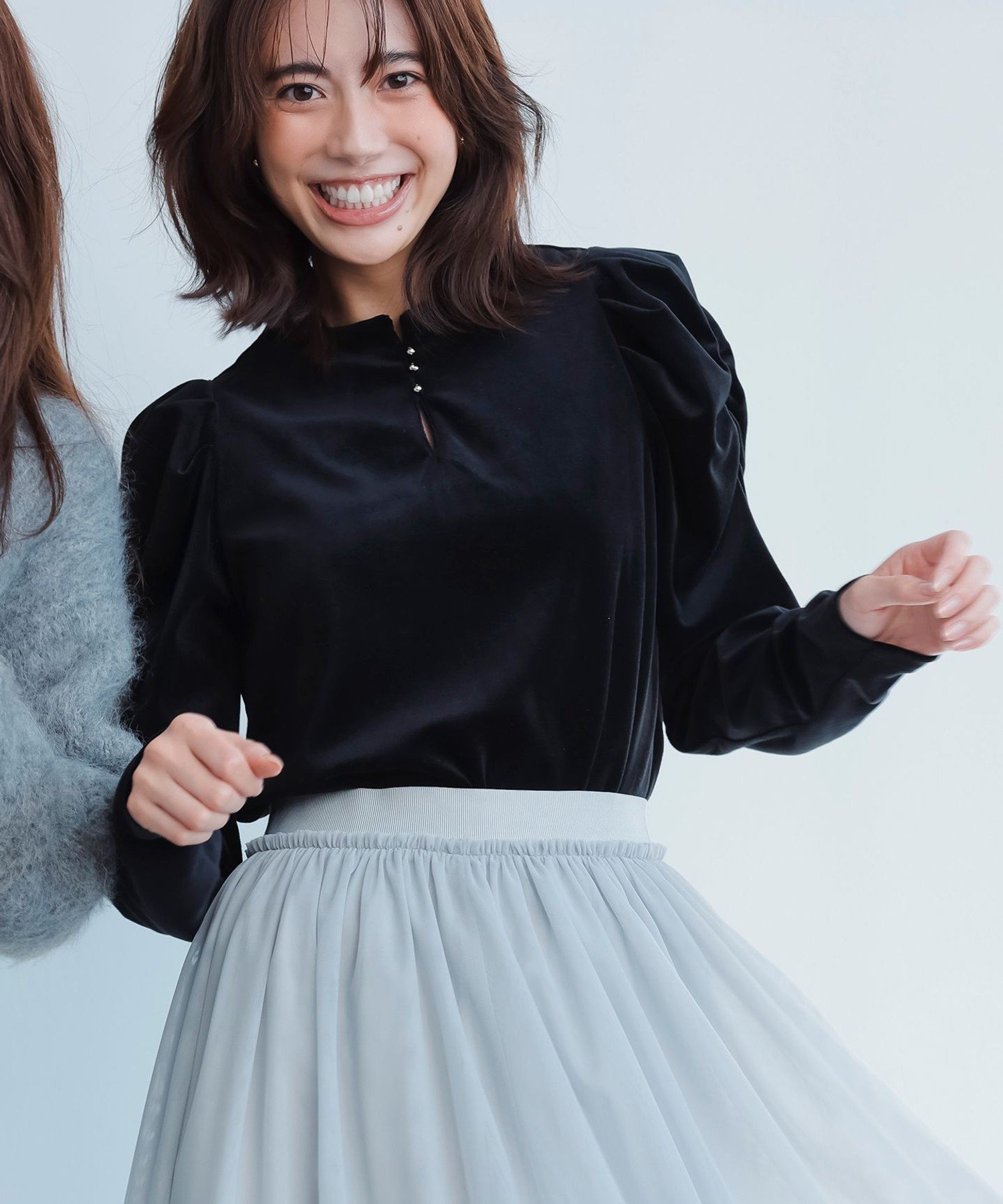 【SALE／40%OFF】Feroux 【古畑星夏さん着用】ギャザーショルダーベロア プルオーバー フェルゥ トップス シャツ・ブラウス ブラック レッド【送料無料】