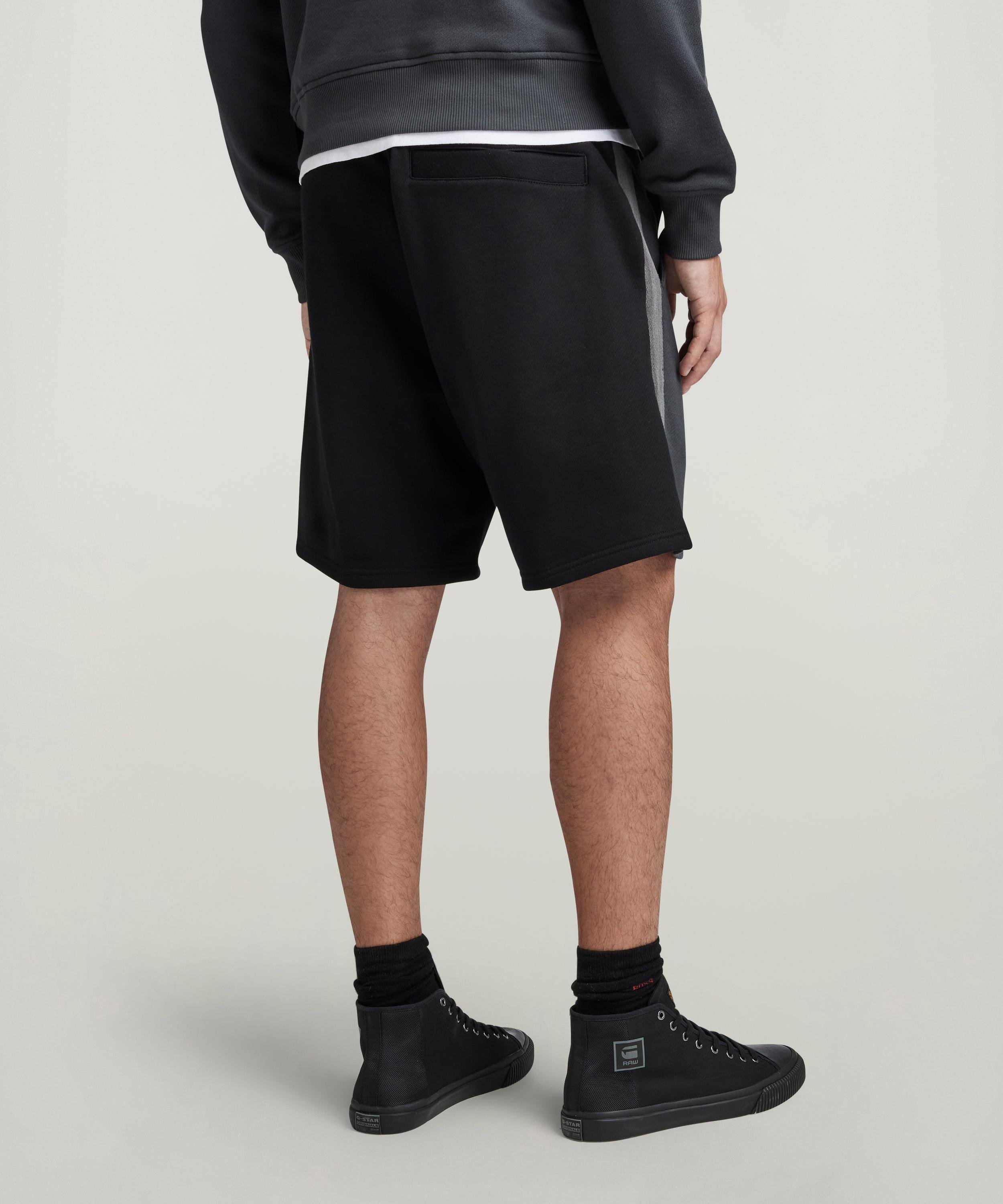 【公式ショップ】TAPE COLOR BLOCK SWEAT SHORTS/テープデザインスウェットショートパンツ ジースターロゥ パンツ ジャージ・スウェットパンツ ブラック