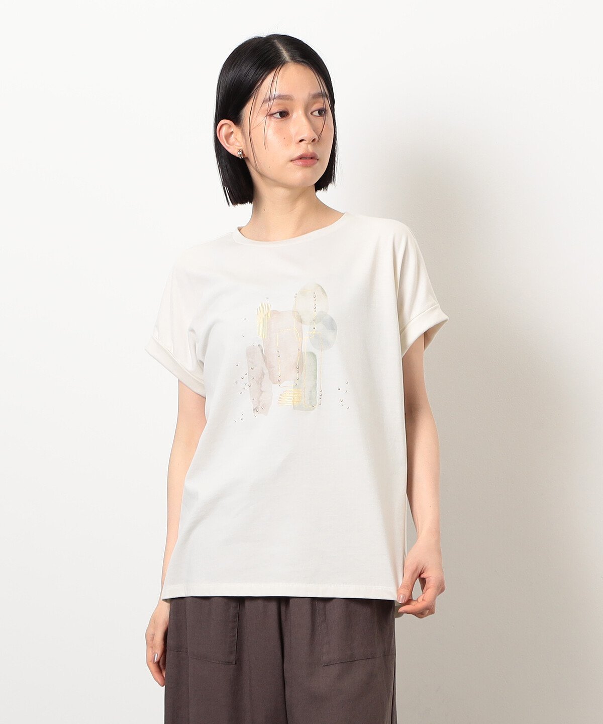 スタッズ 箔ライン付き プリントTシャツ コムサイズム トップス カットソー・Tシャツ ホワイト