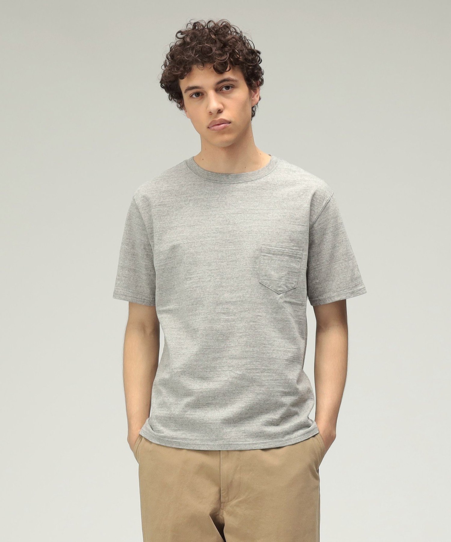 BEAMS PLUS 【別注】REMI RELIEF / Pocket T-shirt Heather Grey ビームス メン トップス カットソー・Tシャツ グレー【送料無料】