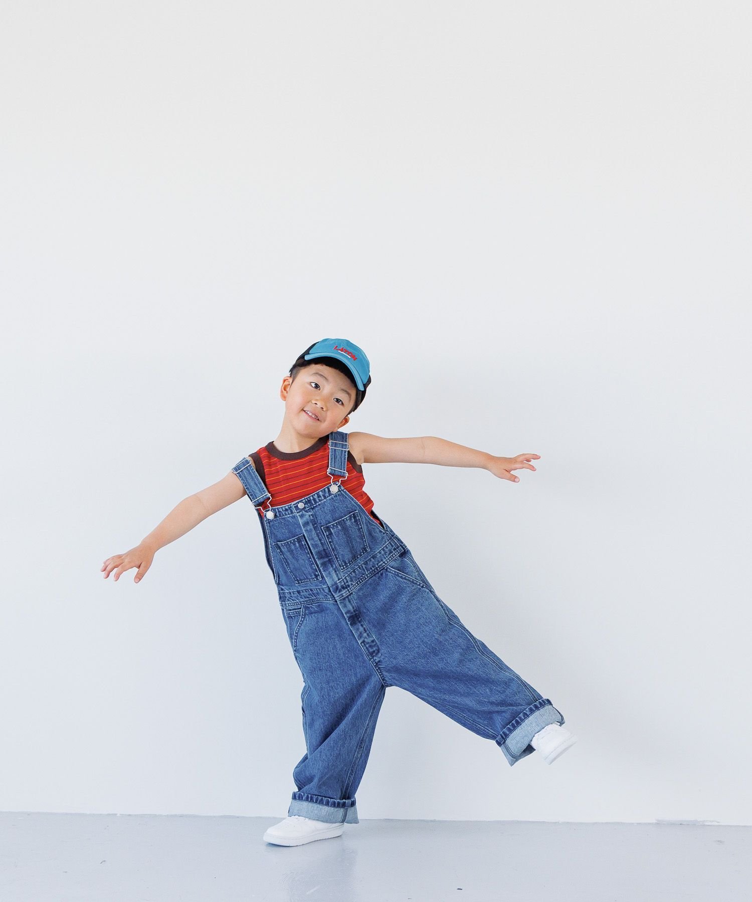 LOWRYS FARM デニムオーバオール2 ローリーズファーム パンツ ジーンズ・デニムパンツ ブルー【送料無料】のサムネイル