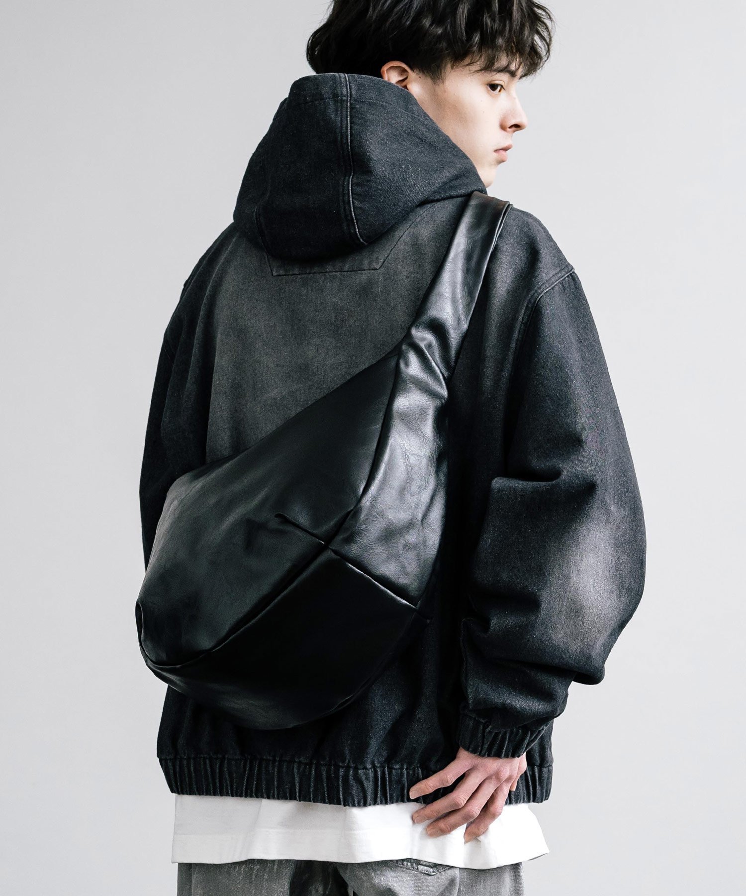 Rocky Monroe PUレザーショルダーバッグ ロッキーモンロー バッグ ショルダーバッ...