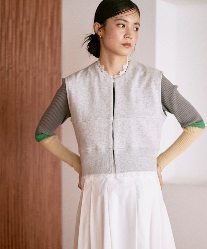 【SALE／50%OFF】Firsthand オーガニックコットン レース スウェットベスト / 裏毛スウェット 25AW フ..