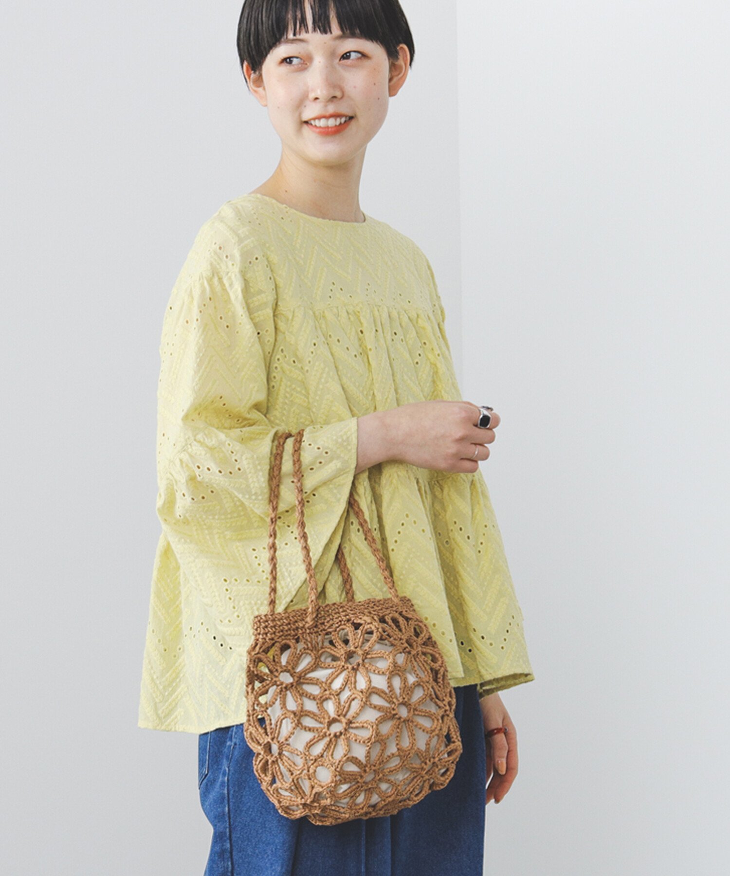 BEAMS HEART BEAMS HEART / フラワー ペーパー バッグ ビームス ハート バッグ その他のバッグ ベージュ ホワイト グリーン【送料無料】のサムネイル