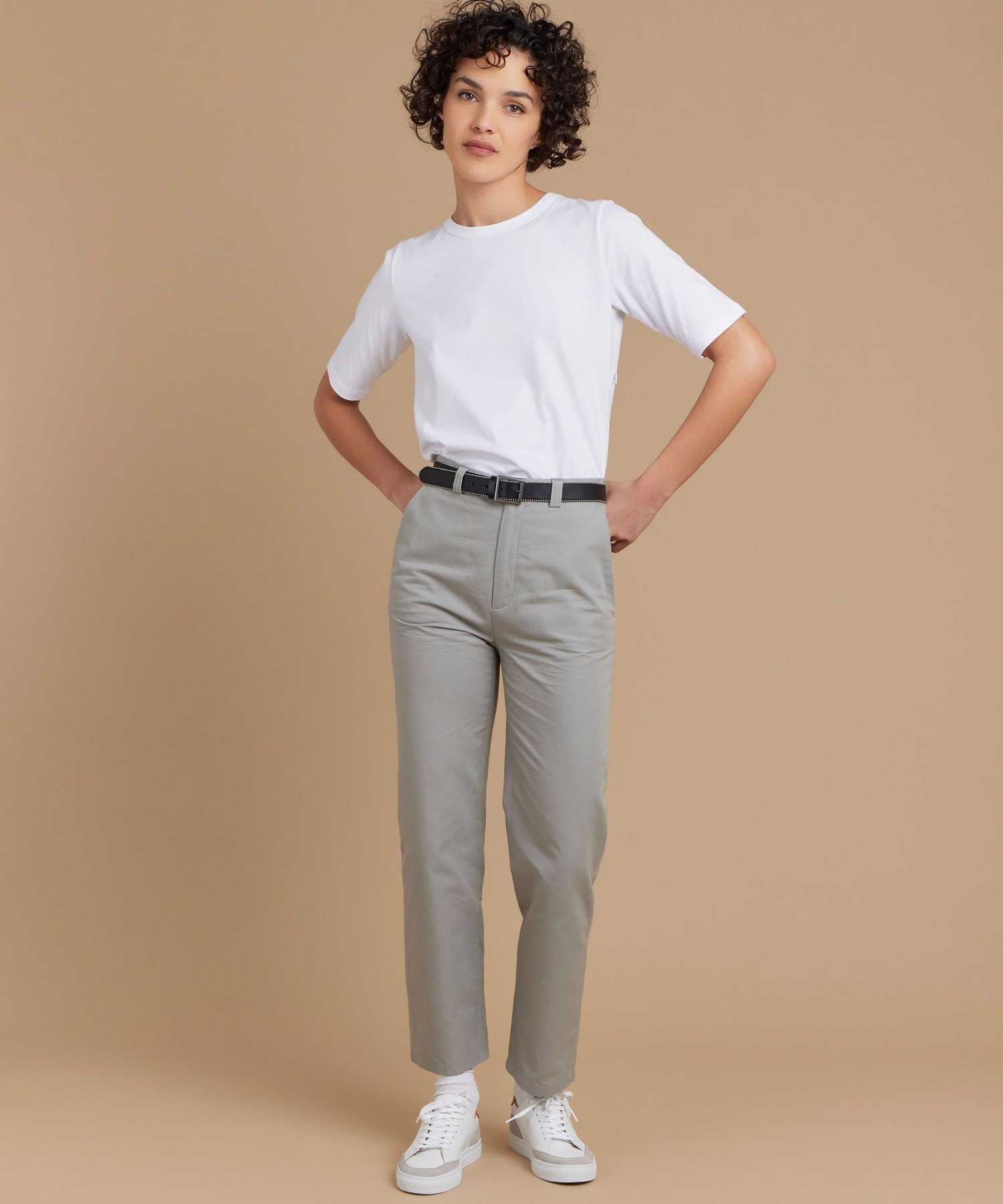 【セットアップ対応商品】TV18 PANTALON パンツ アニエスベー パンツ その他のパンツ グレー