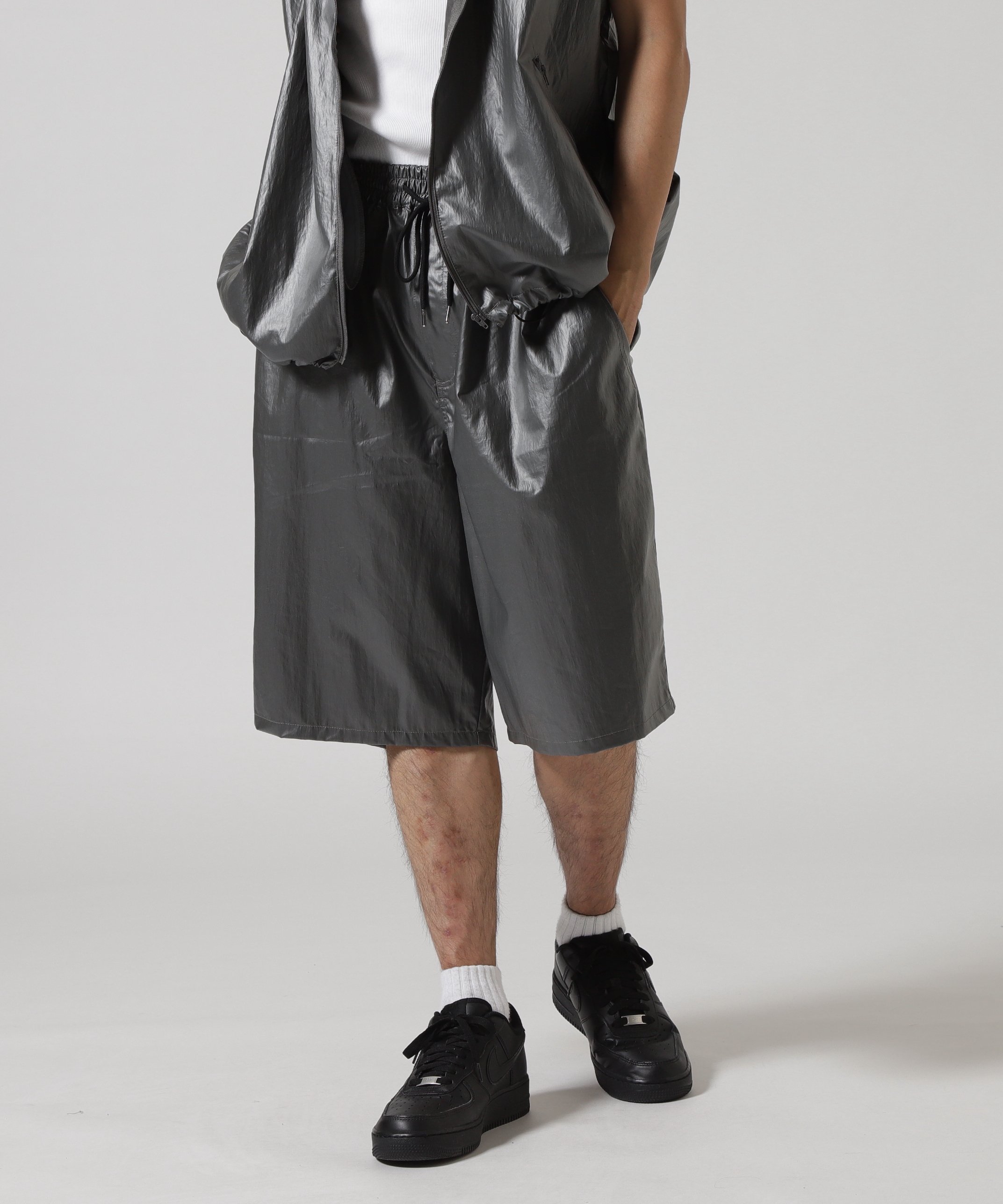 ROYAL FLASH FR(13)NDS/フレンズ/TENCEL COATING SHORTS ロイヤルフラッシュ パンツ その他のパンツ グレー ブラック