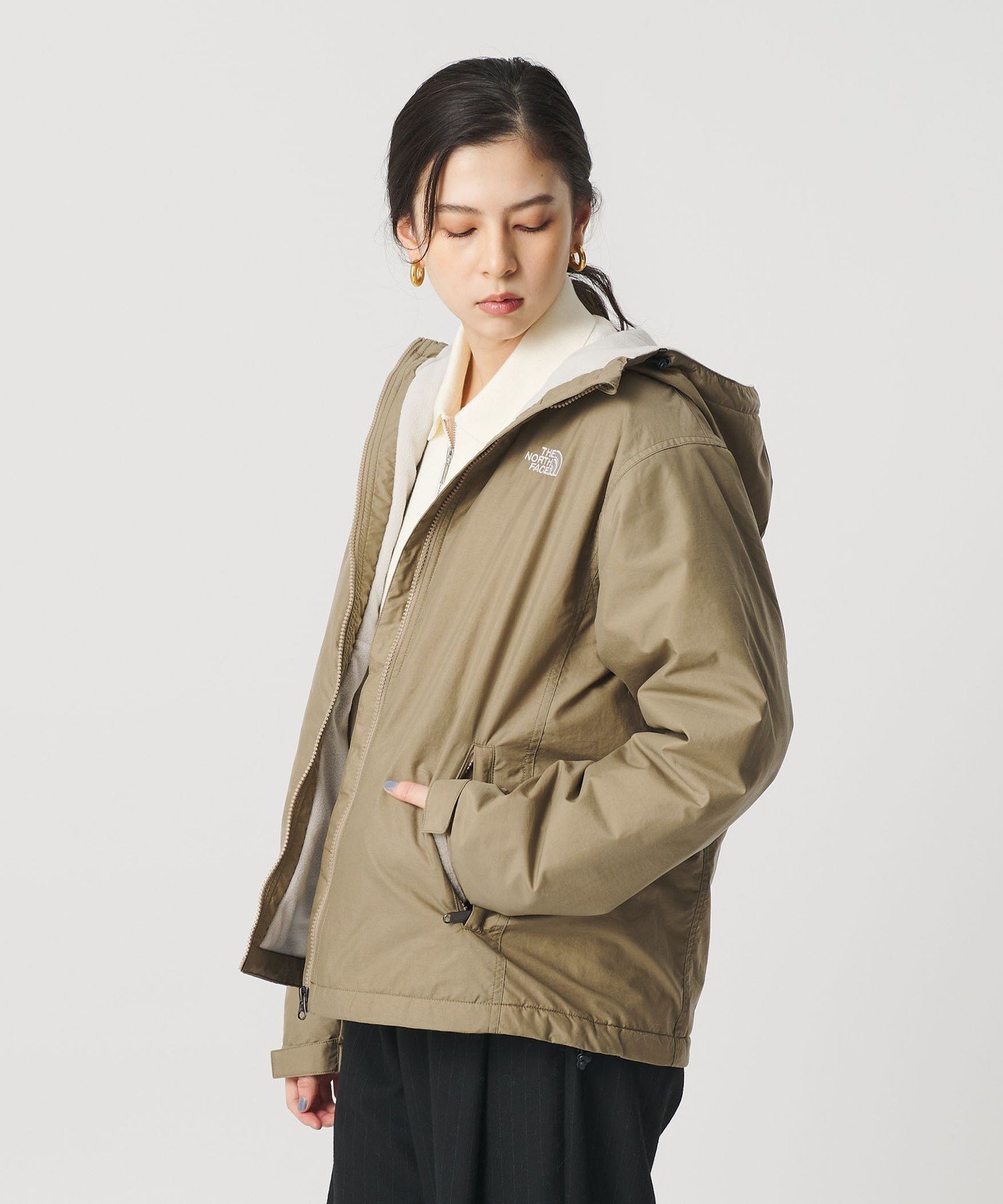 BEAUTY&YOUTH UNITED ARROWS ＜THE NORTH FACE＞コンパクト ノマドジャケット ビューティー＆ユース　ユナイテッドアローズ ジャケット・アウター ブルゾン・ジャンパー ベージュ ブラック【送料無料】のサムネイル