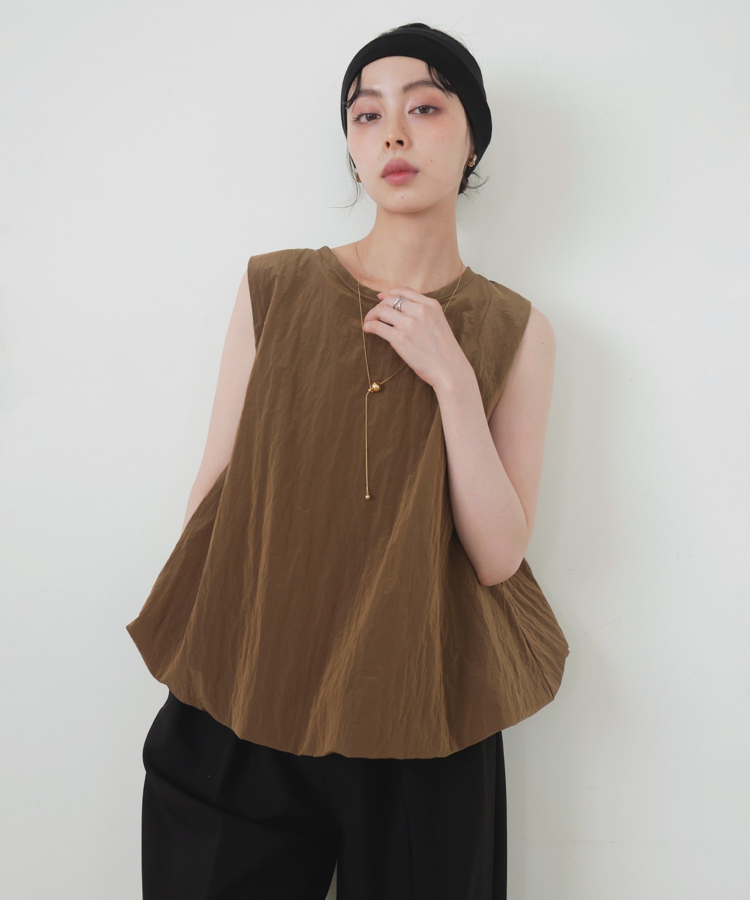 【SALE／15%OFF】LIAN バルーンノースリーブブラウス リアン トップス カットソー・Tシャツ ブラック グレー ブラウン ホワイト【送料無料】のサムネイル