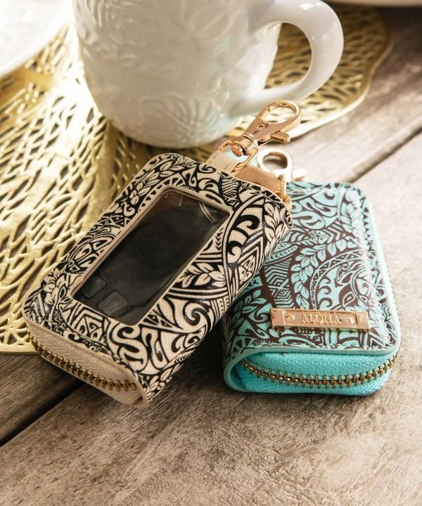 Kahiko 【カヒコ】トライバルスマートキーケース アミナコレクション ファッション雑貨 チャーム・キーチェーン ブルー ベージュ