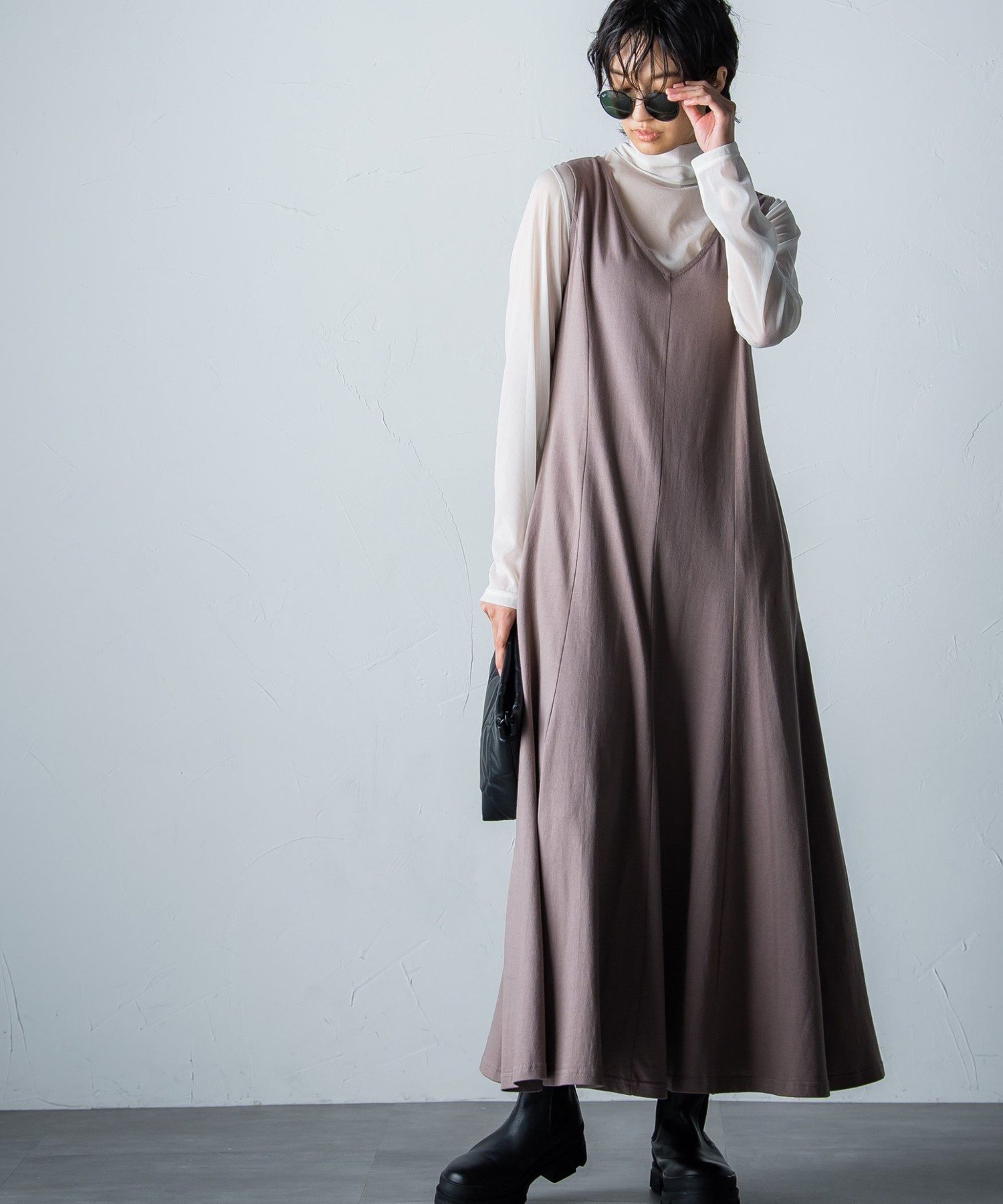 【SALE／50%OFF】MAYSON GREY 【socolla】Vネックフレアワンピース≪洗濯機で洗える≫ メイソングレイ ワンピース・ドレス ワンピース ブラウン ブラック【送料無料】のサムネイル