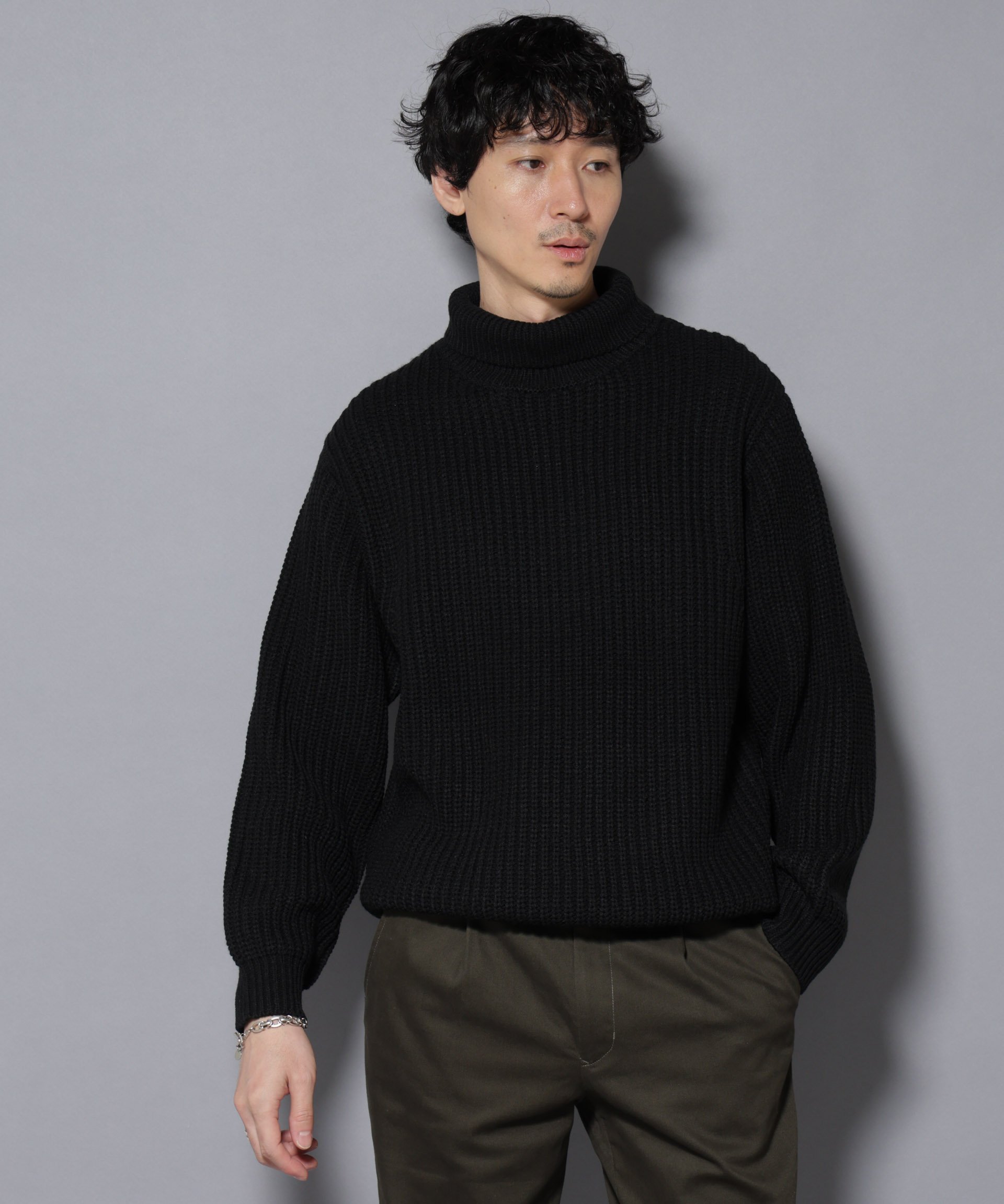 NANO universe ローゲージタートルニット ナノユニバース トップス ニット グレー ブラック ホワイト【送料無料】