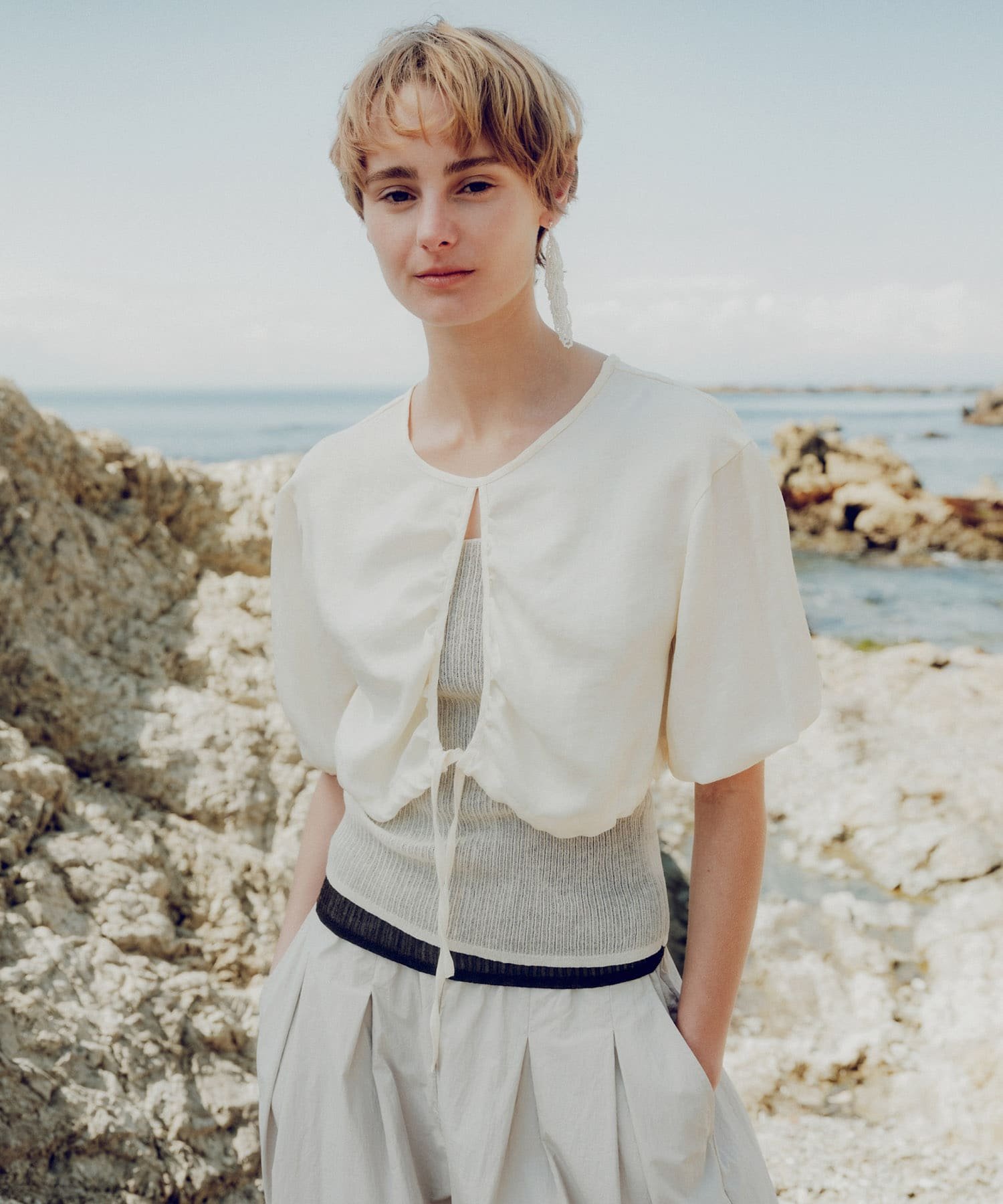 【SALE／55%OFF】URBAN RESEARCH RITA ROW LUMEN TOP アーバンリサーチ トップス シャツ・ブラウス ベージュ【送料無料】