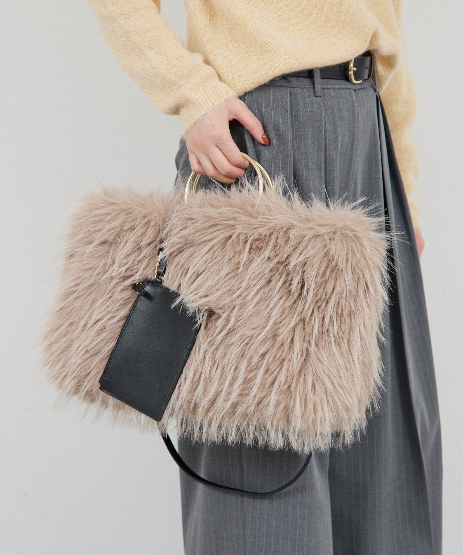 楽天市場】ファーバッグ（素材（生地・毛糸）本革）の通販