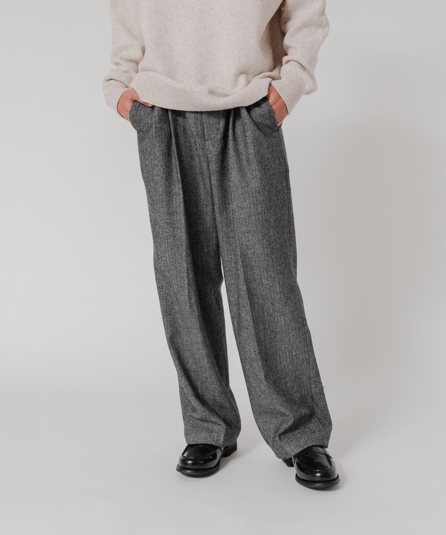 【SALE／55%OFF】URBAN RESEARCH ヘリンボーンワイドスラックス アーバンリサーチ パンツ その他のパンツ グレー ブラウン【送料無料】