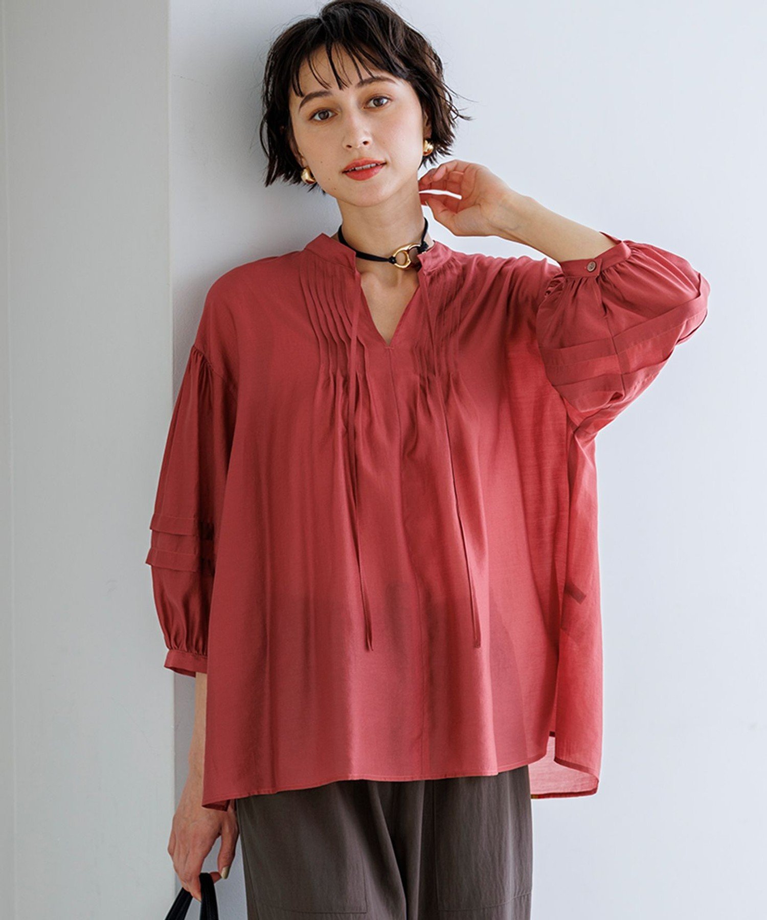 23区 ナチュラルシアーオーガンジー 2WAY ブラウス ニジュウサンク トップス シャツ・ブラウス ブラウン