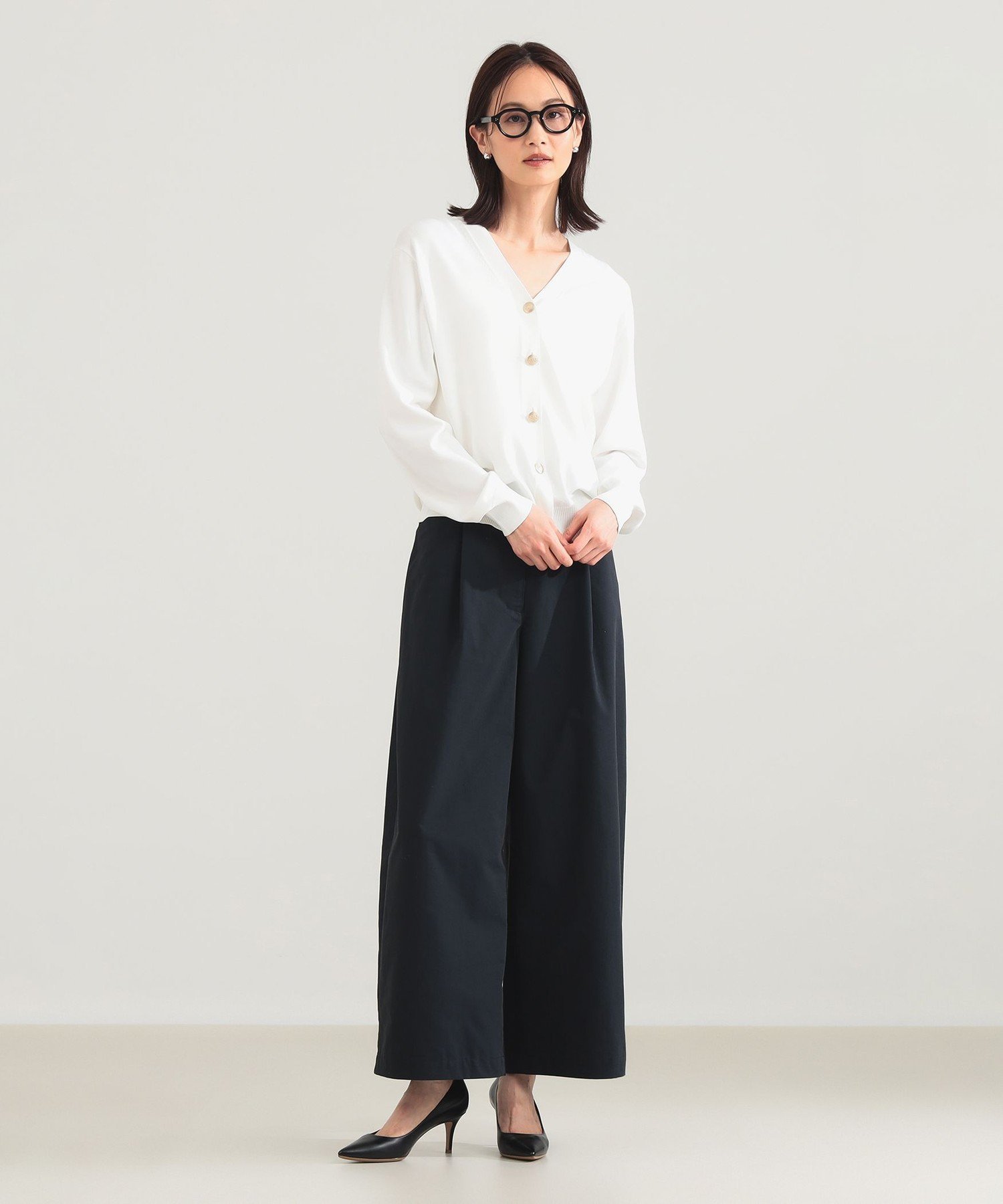 Demi-Luxe BEAMS メタルボタン Vネック カーディガン デミルクス ビームス トップス ニット ホワイト【送料無料】