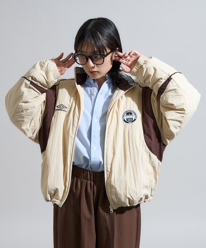 UMBRO 別注 Padding Track Jacket/別注 パディング トラックジャケット 26AW フリークスストア ジャケット・アウター ブルゾン・ジャンパー ブラウン ベージュ【送料無料】