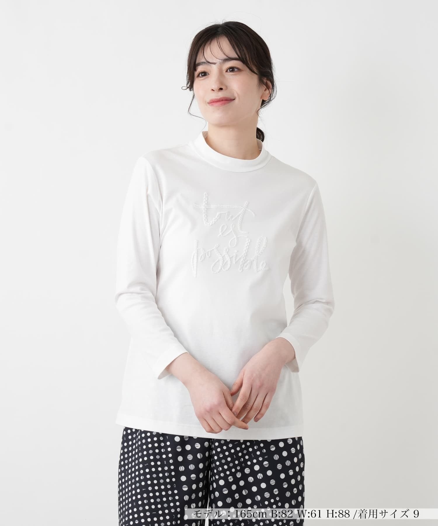 Leilian 刺繍ハイネックカットソー【MUSE BY ROCHAS Premiere】 レリアン トップス カットソー・Tシャツ ホワイト ネイビー