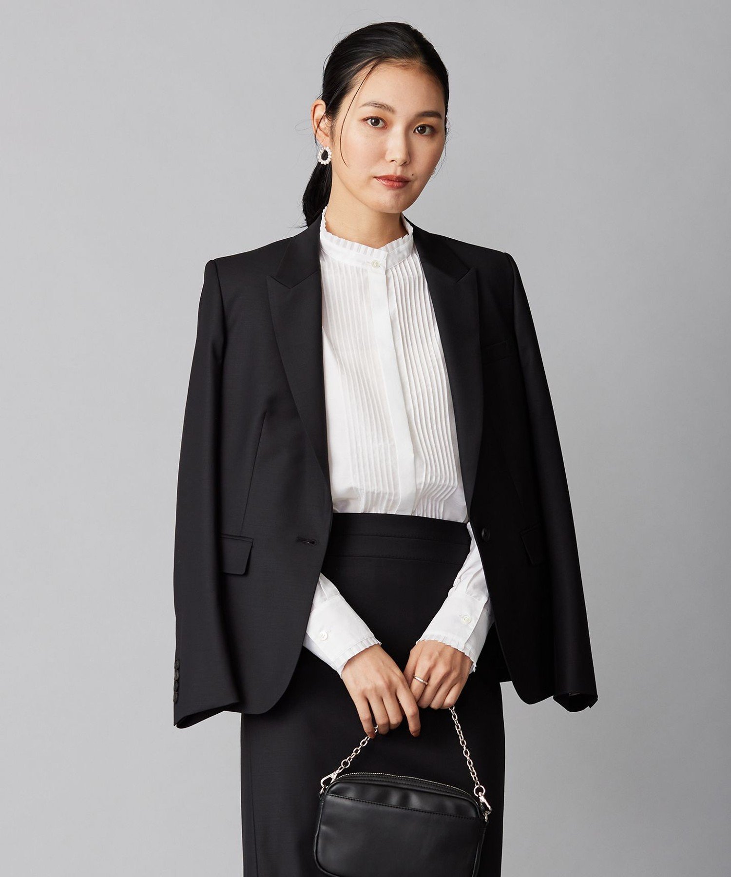 ICB 【新型登場・セットアップ対応】Bahariye ピークドラペルジャケット アイシービー ジャケット・アウター テーラードジャケット・ブレザー ブラック【送料無料】のサムネイル