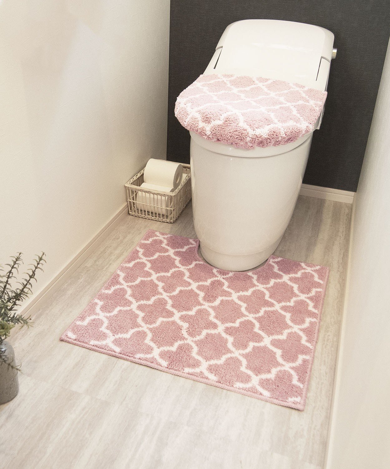 BACKYARD FAMILY モロッカン 兼用フタカバー ローラ インテリア・生活雑貨 トイレ用品・バス用品 ピンク グレー