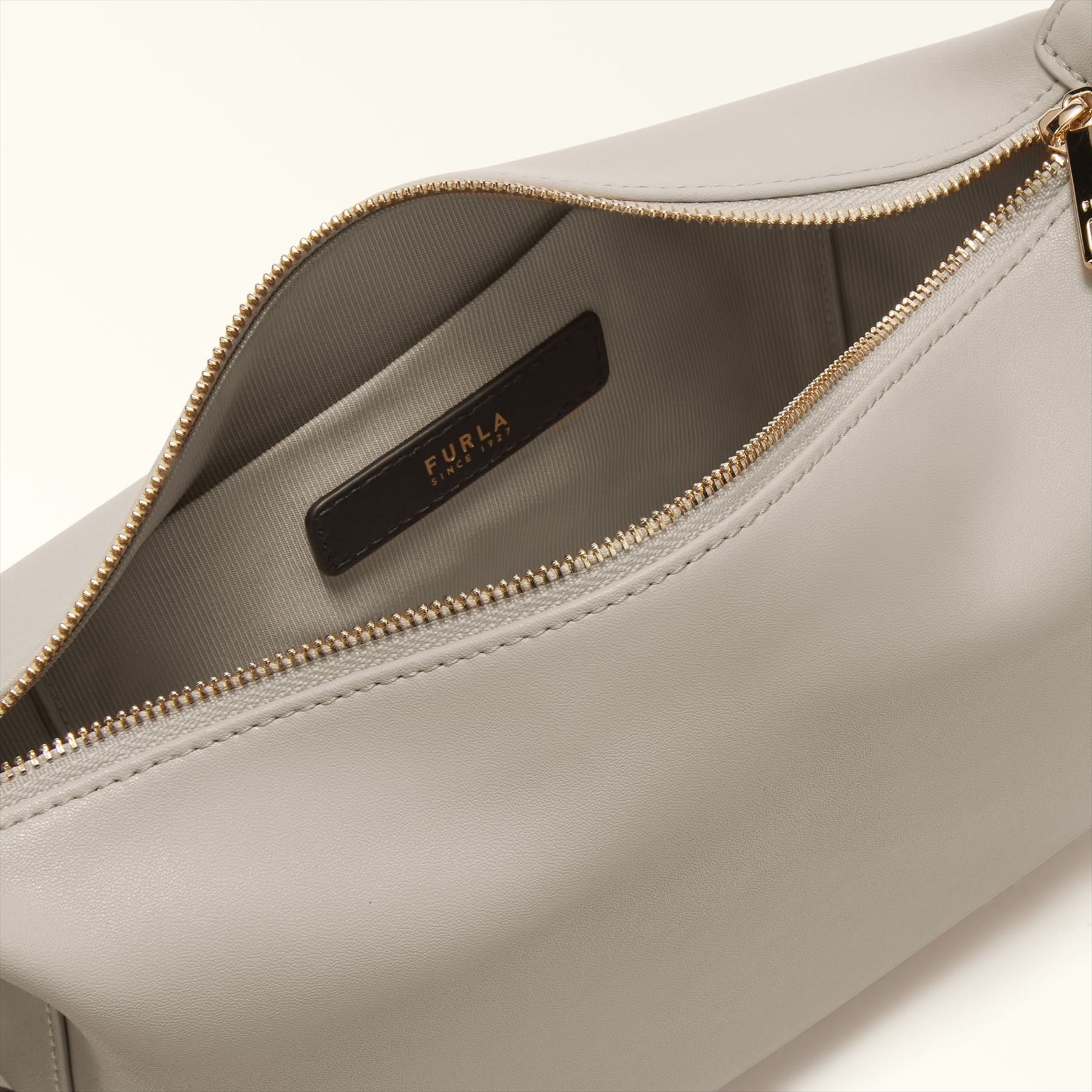 FURLA 【公式】FURLA NUVOLA MINI CROSSBODY HOBO フルラ バッグ ショルダーバッグ【送料無料】