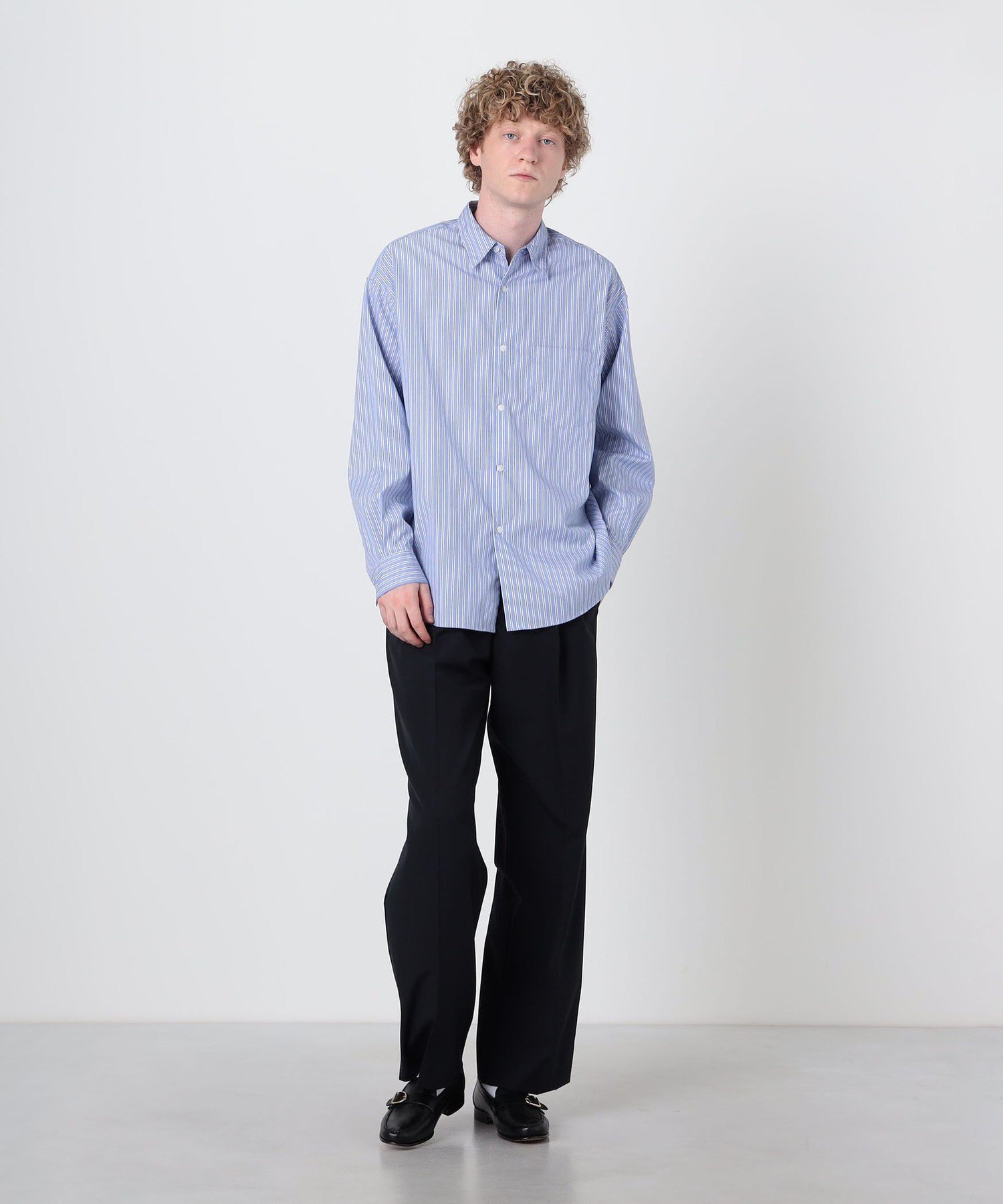 【WEB・アウトレット限定】 コットンブロード ストライプ レギュラーカラーシャツ トゥモローランド トップス シャツ・ブラウス ホワイト ブルー