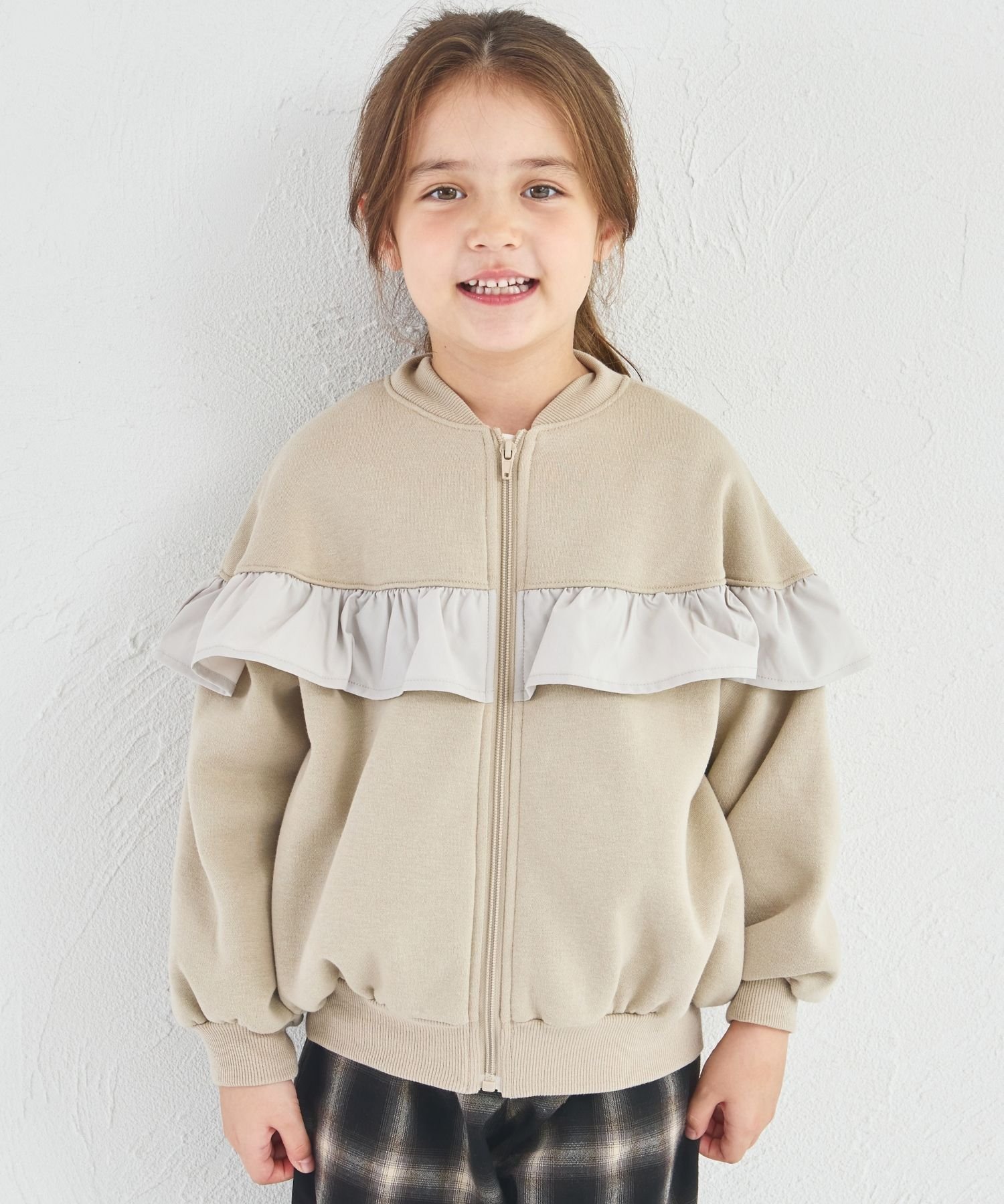 pairmanon 【ぬくふわ】裏起毛 フリル付き ノーカラー ジップ リブブルゾン ペアマノン ジャケット・アウター ブルゾン・ジャンパー ベージュ ブラック グレー