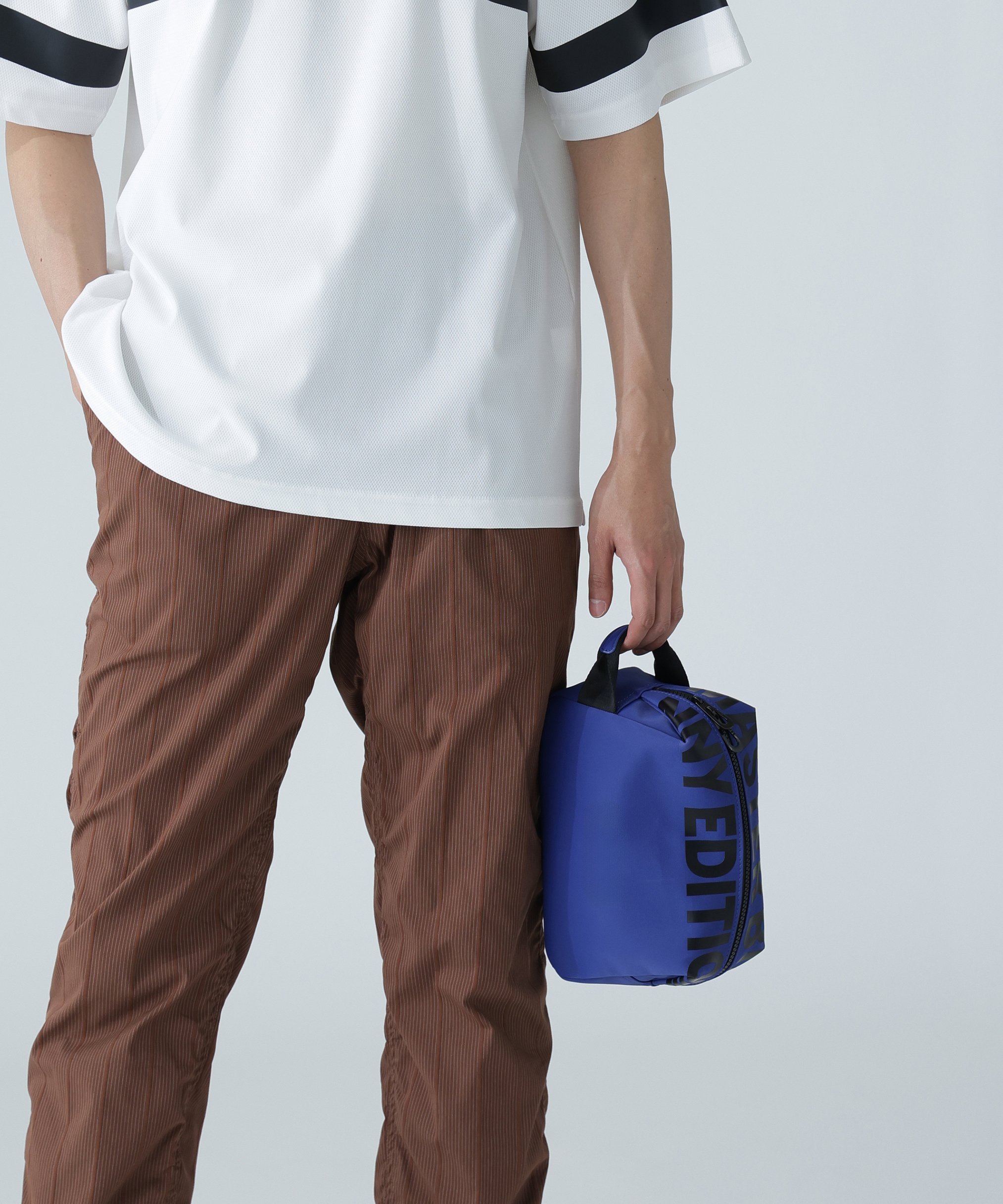 MASTER BUNNY EDITION ファスナーロゴ カートポーチ (UNISEX) マスターバニーエディション スポーツ・アウトドア用品 ゴルフグッズ ブラック ホワイト ブルー【送料無料】