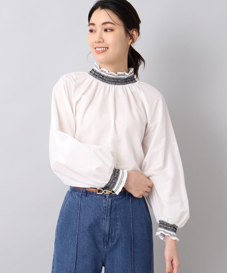 楽天Rakuten Fashion【SALE／50％OFF】UNTITLED 【レイヤードにもおすすめ/洗える】ギャザーデザイン ボリュームブラウス アンタイトル トップス シャツ・ブラウス ホワイト ブラック【送料無料】