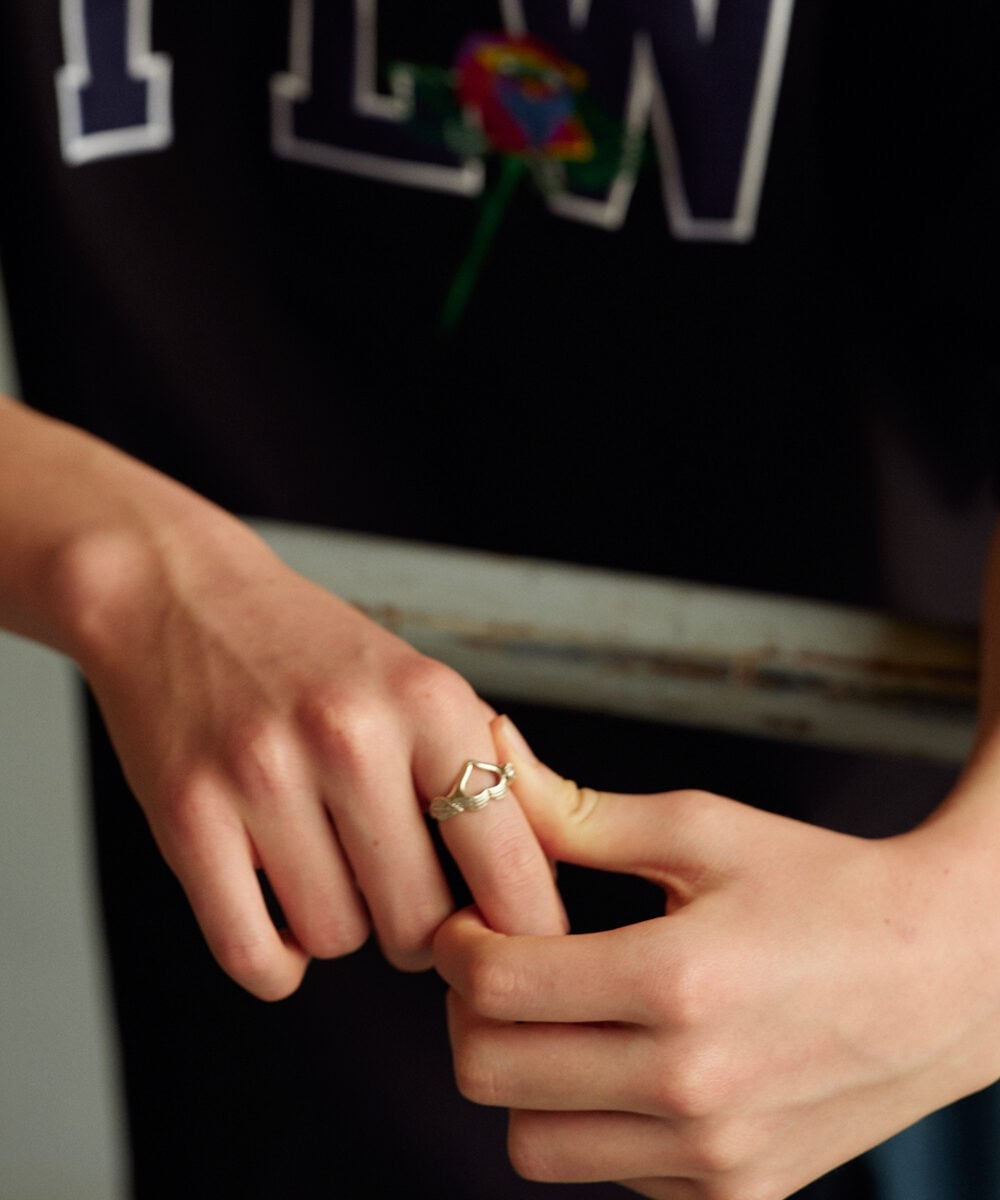 rehacer rehacer:Heart Hands Ring レアセル アクセサリー・腕時計 リング・指輪 シルバー