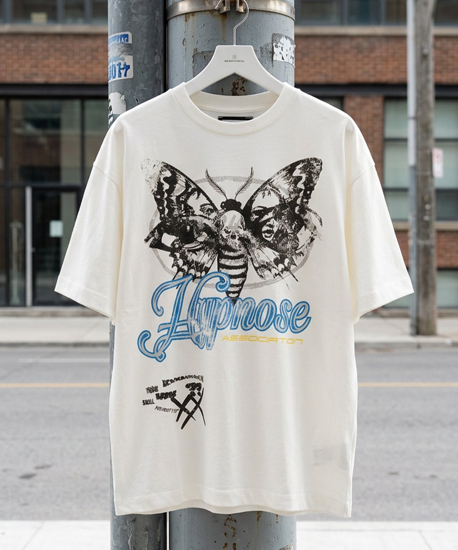 MAISON SPECIAL 「SKULL MOTH」Prime-Over Crew Neck Graphic T-Shirt メゾンスペシャル トップス カットソー・Tシャツ ホワイト