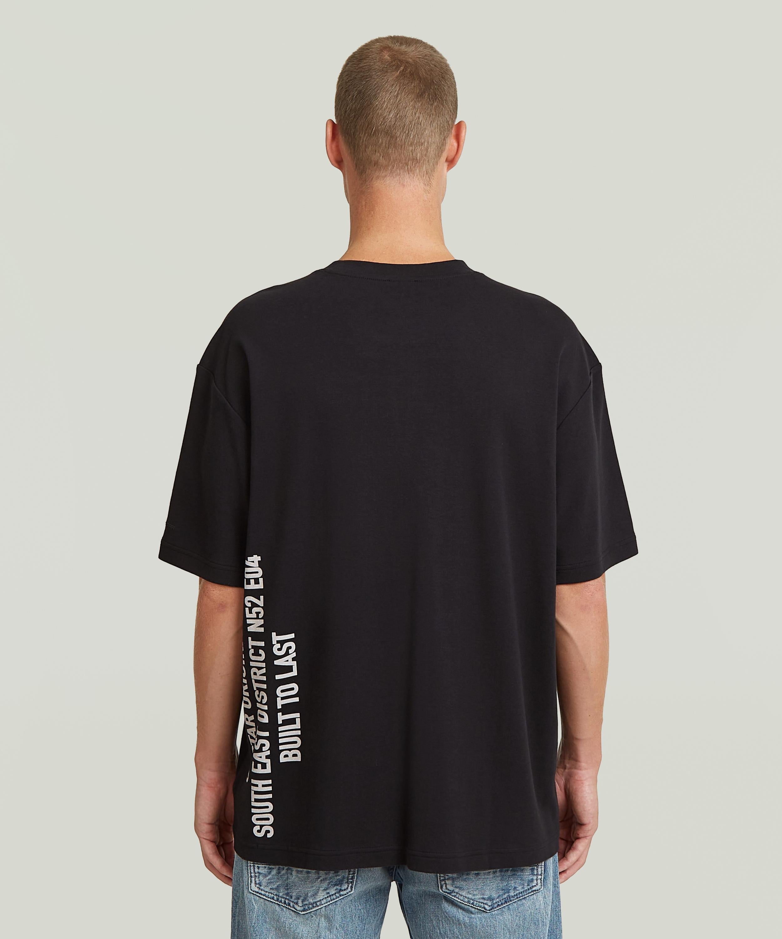 【公式ショップ】Stencil Relaxed T-Shirt/ミリタリーディテールステンシルグラフィックリラックスオーバーサイズTシャツ ジースターロゥ トップス カットソー・Tシャツ ブラック