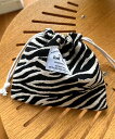 Mignonjour Mignonjour/(W)デザイン巾着ポーチ ミニョントレフル ルームヨンマルサンセレクティッド 財布・ポーチ・ケース ポーチ ブラック...