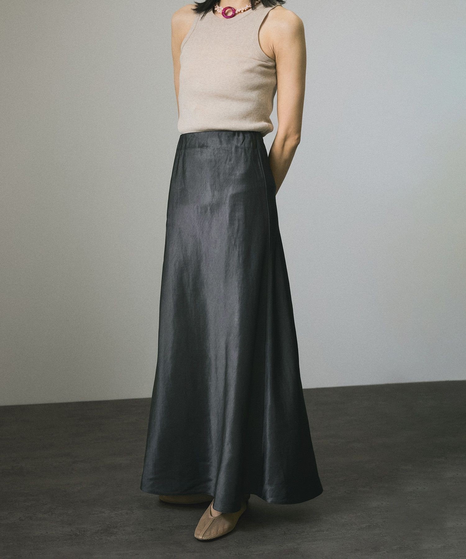 【SALE／50%OFF】SALON adam et rope' アセテートフラックスサテンフレアスカート サロン アダム エ ロペ スカート その他のスカート グレー ベージュ【送料無料】