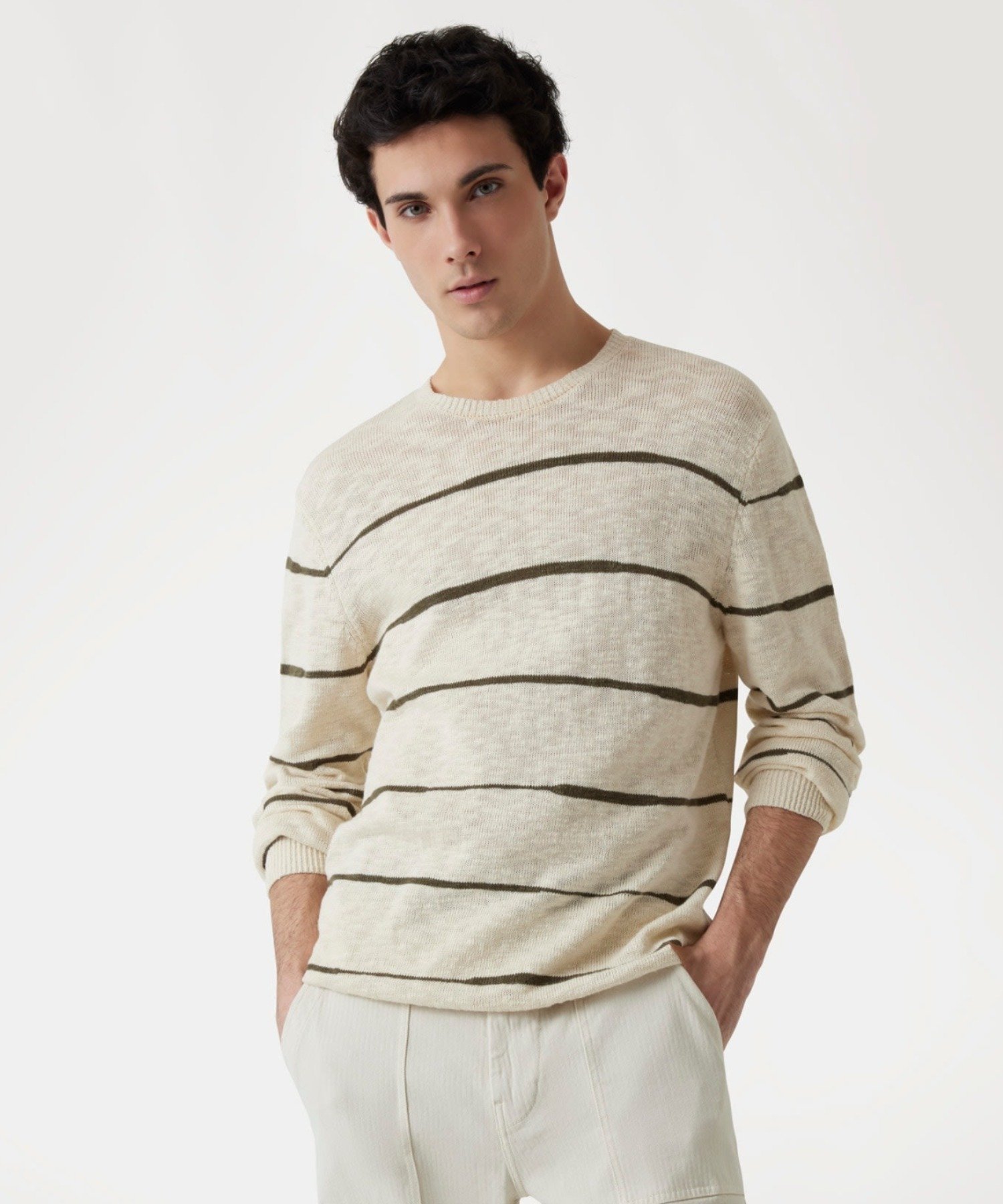 【SALE／50%OFF】GUESS GUESS ニット セーター(M)GRIER Cn Ls Striped Sweater ゲス トップス ニット ベージュ【送料無料】のサムネイル