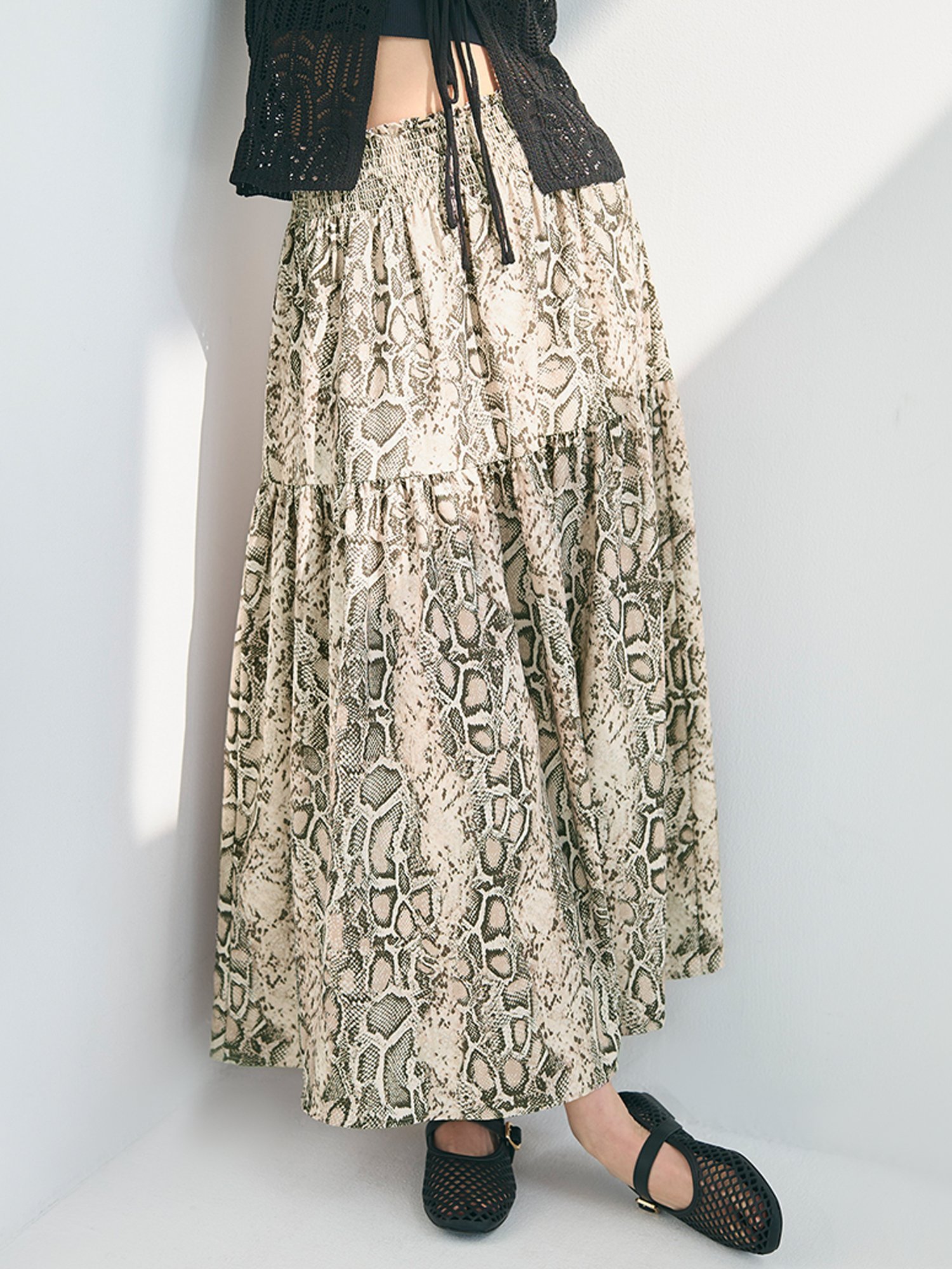 【SALE／79%OFF】coca サテンパイソンスカート コカ スカート ロング・マキシスカートのサムネイル