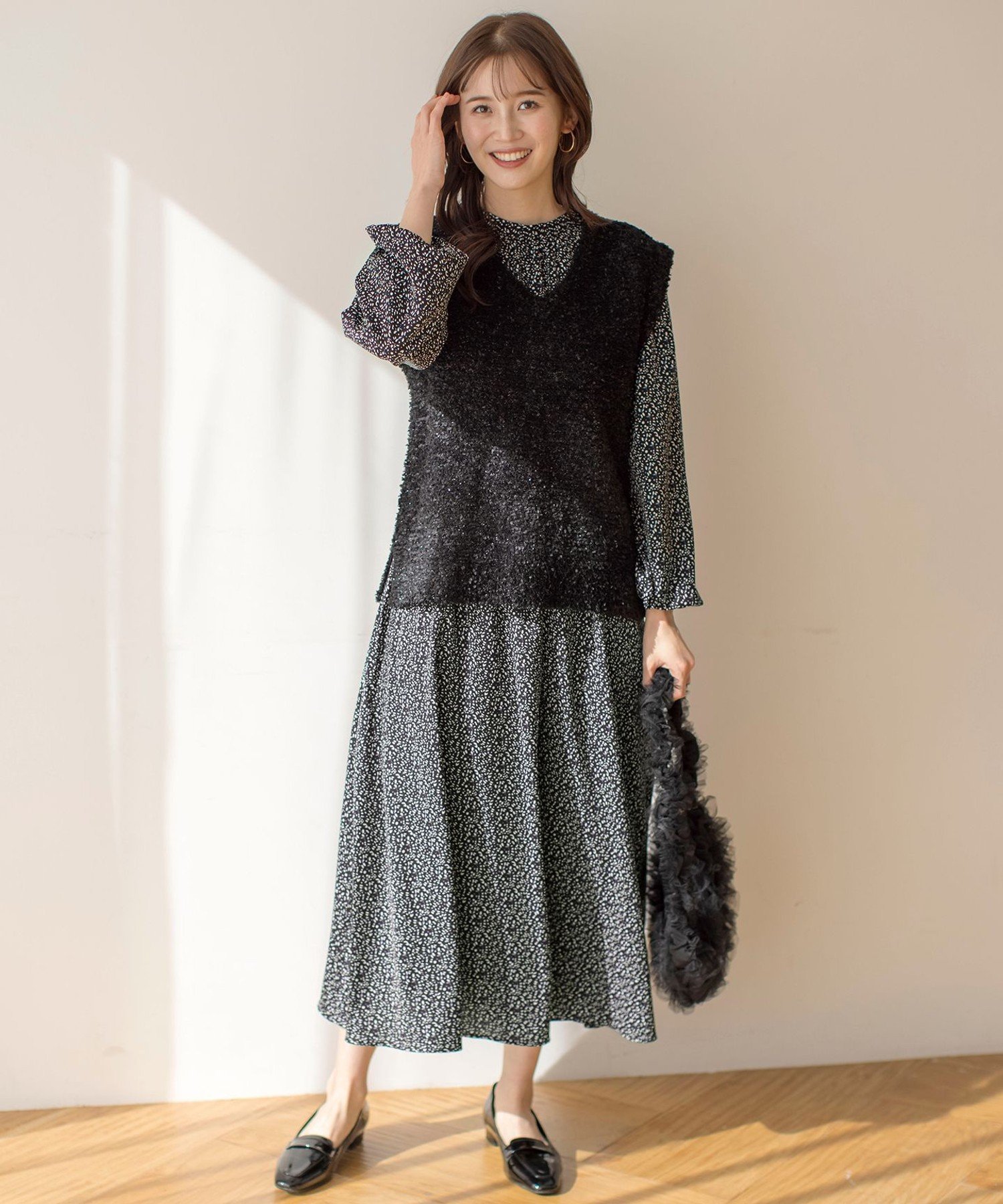 【SALE／30%OFF】ANY SIS 【洗える】フラワープリントワンピース × ニットベスト セット エニィスィス ジャケット・アウター テーラードジャケット・ブレザー ブラック ホワイト【送料無料】