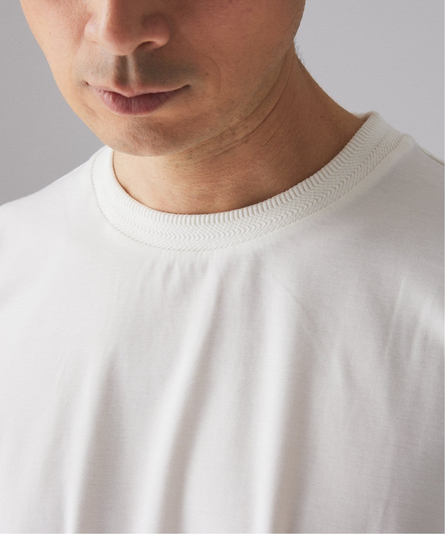 E. SILK MIX JQ NECK Tシャツ エディフィス トップス カットソー・Tシャツ グレー ブラック ホワイト