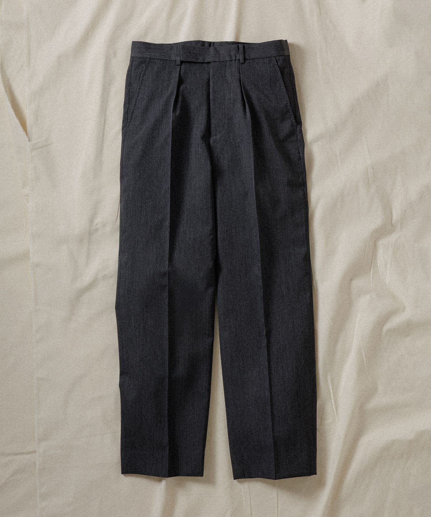 WILD LIFE TAILOR Adam et Rope' WOOL GABARDINE STRAIGHT SLACKS アダムエロペ パンツ その他のパンツ グレー ブラック【送料無料】