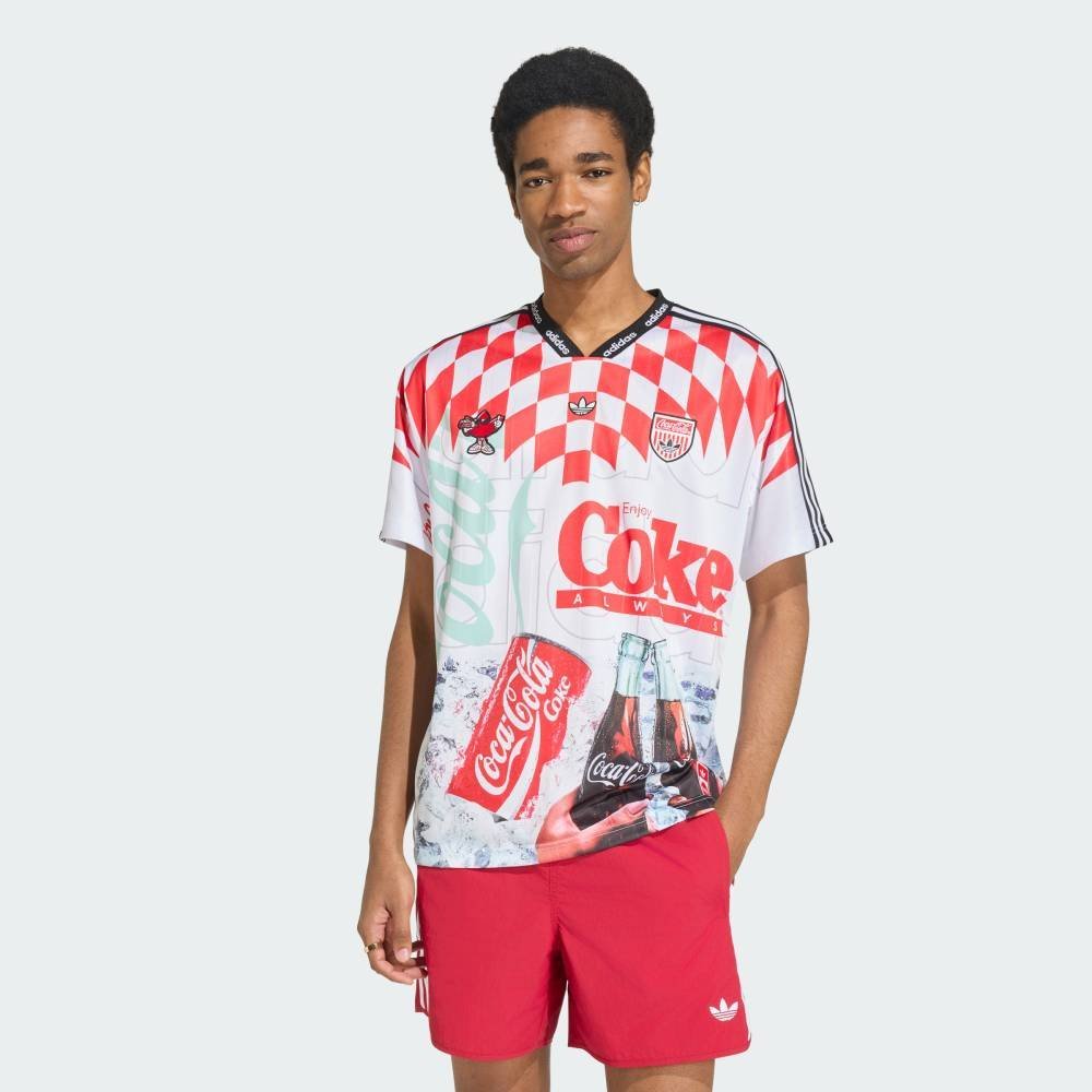 adidas 【公式】アディダス adidas 返品可 MASH-UP JERSEY COCA COLA アディダス トップス その他のトップス ホワイト【送料無料】