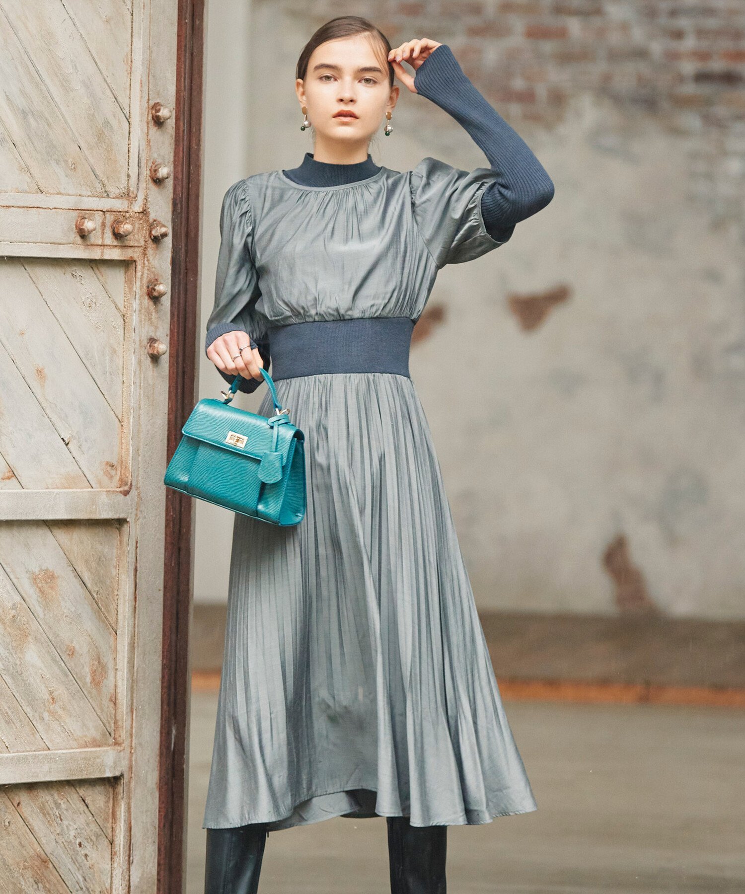 【SALE／50%OFF】cheek プリーツコンビニットワンピース チーク ワンピース・ドレス ワンピース グレー ブラック ブラウン【送料無料】のサムネイル