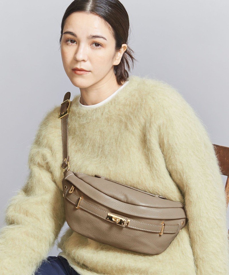 BEAUTY & YOUTH UNITED ARROWS ＜AULENTTI＞レザー ボディバッグ ビューティ＆ユース ユナイテッドアローズ バッグ ボディバッグ・ウエストポーチ ブラウン ブラック【送料無料】のサムネイル