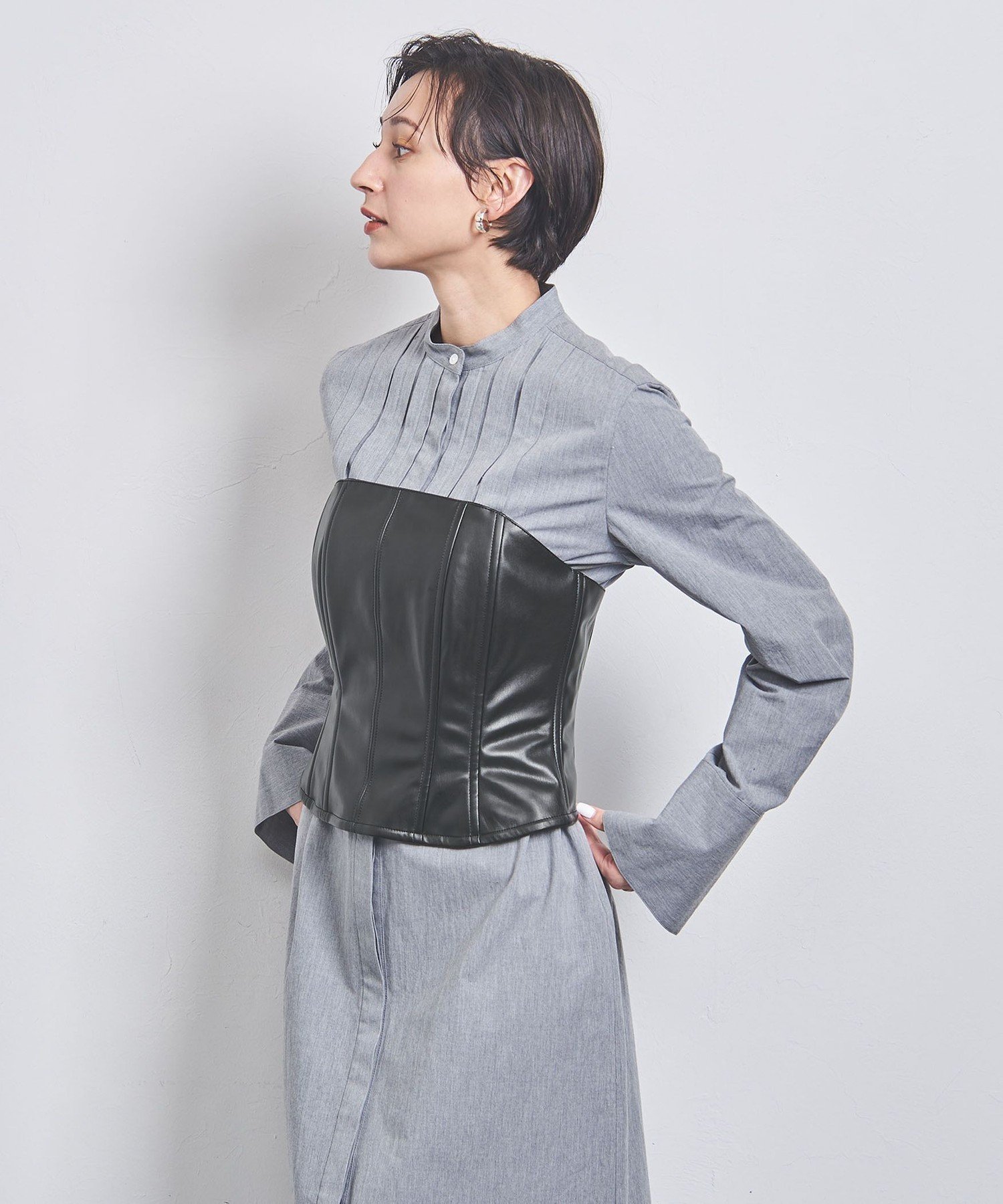 【SALE/80%OFF】UNITED ARROWS レザーライク ベアトップ ユナイテッドアローズ アウトレット トップス ベアトップ ブラック【送料無料】