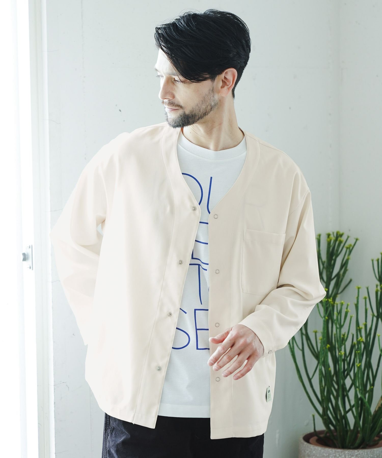 【SALE／40%OFF】BAYFLOW (M)UMW ノーカラーLS ベイフロー トップス シャツ・ブラウス ホワイト ネイビーのサムネイル