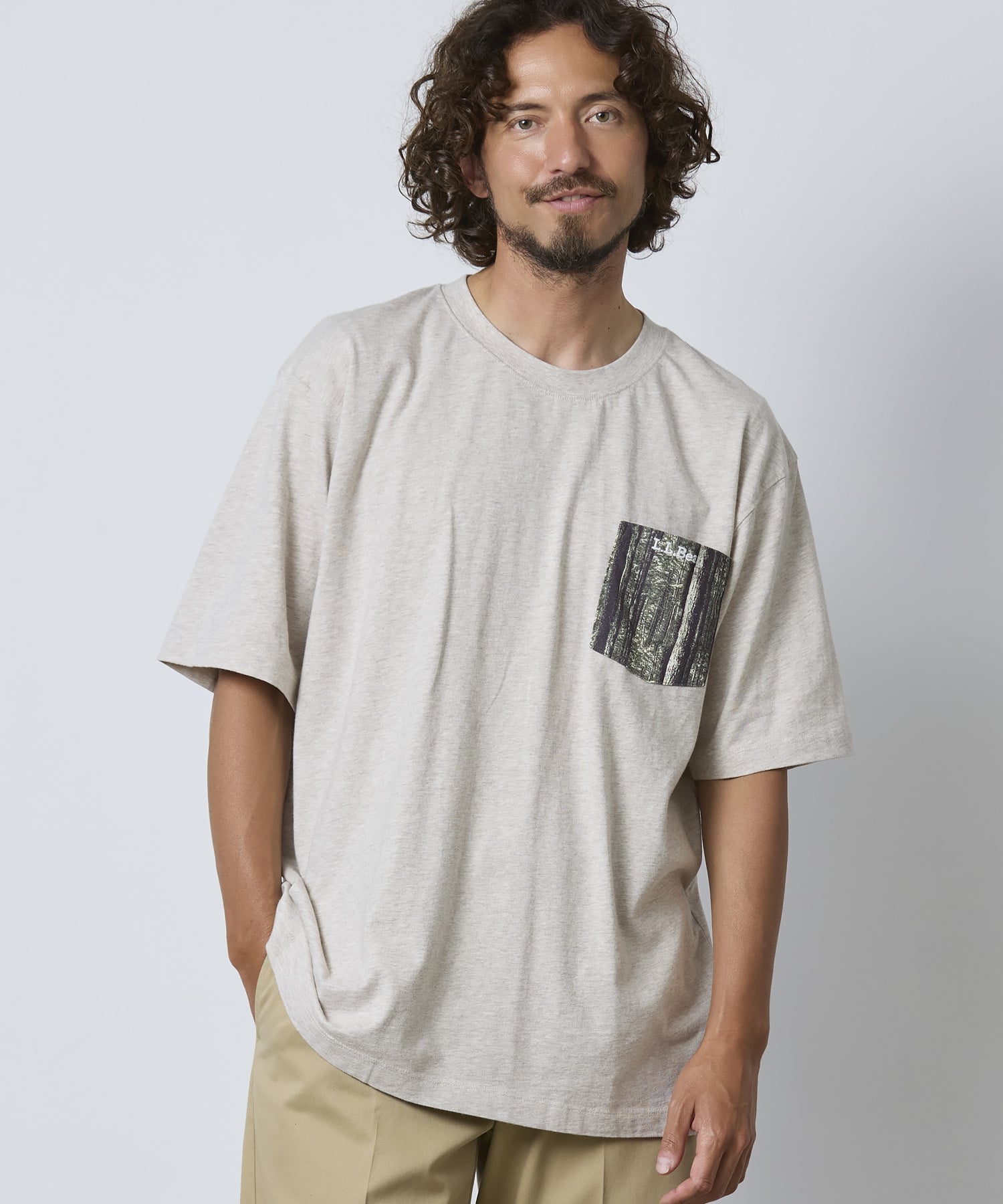 ボクシー・ティ、ポケット・グラフィック 米国フィット・レギュラー エルエルビーン トップス カットソー・Tシャツ ブラック ベージュ ホワイト