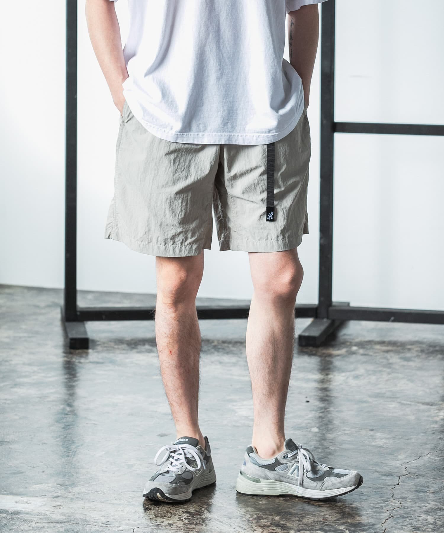 URBAN RESEARCH BUYERS SELECT LOWERCASE / Gramicci NYLON LOOSE SHORT ユーアールビーエス パンツ その他のパンツ ブラック