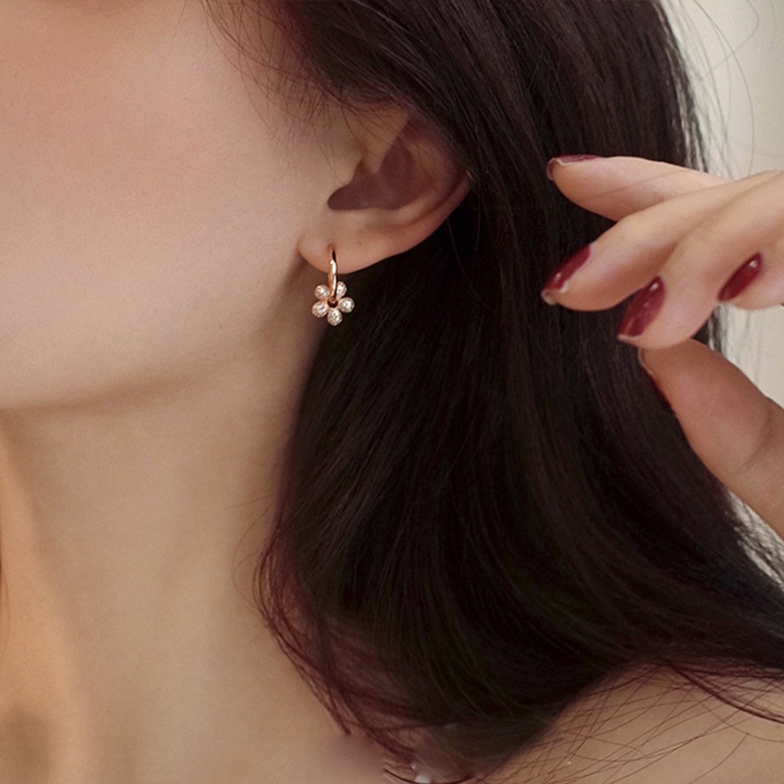 【SALE／45%OFF】Forcement 煌めくフープピアス メゾンドラティール アクセサリー・腕時計 ピアス ゴールド
