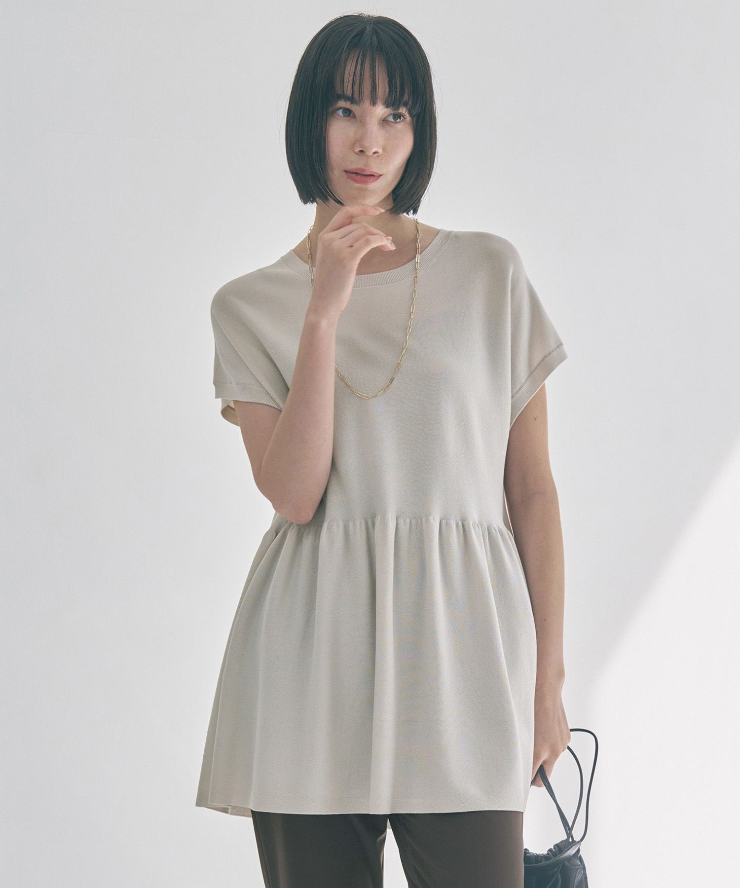 UNFILO スゴ機能美ニット フレンチスリーブ ペプラム アンフィーロ トップス ニット グレー ブラック ブルー ブラウン