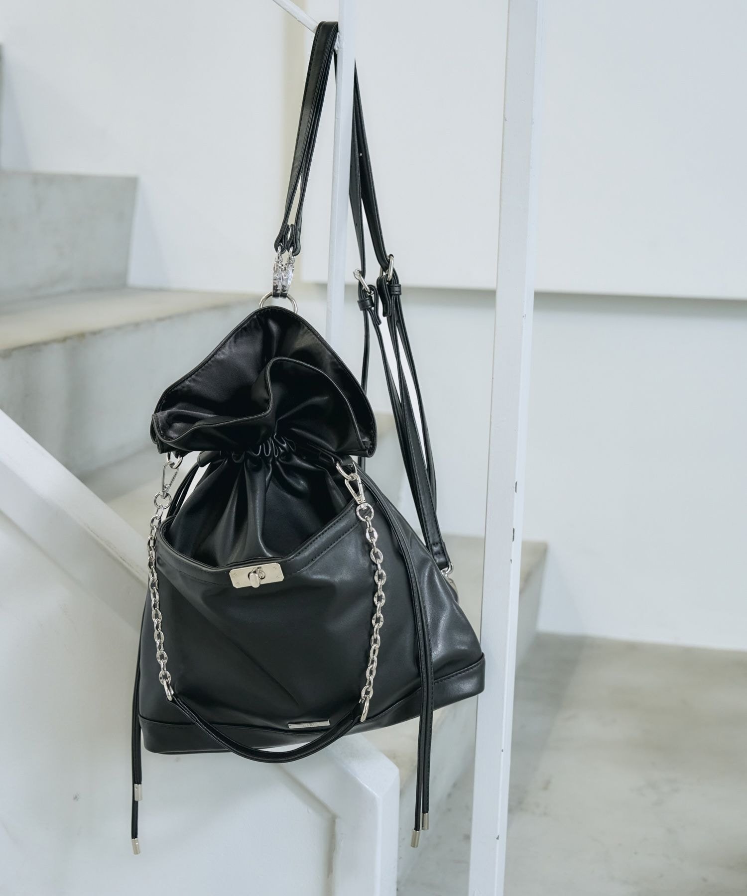 【SALE／32%OFF】HARE 2WAYキンチャクトートバッグ ハレ バッグ トートバッグ ブラック【送料無料】